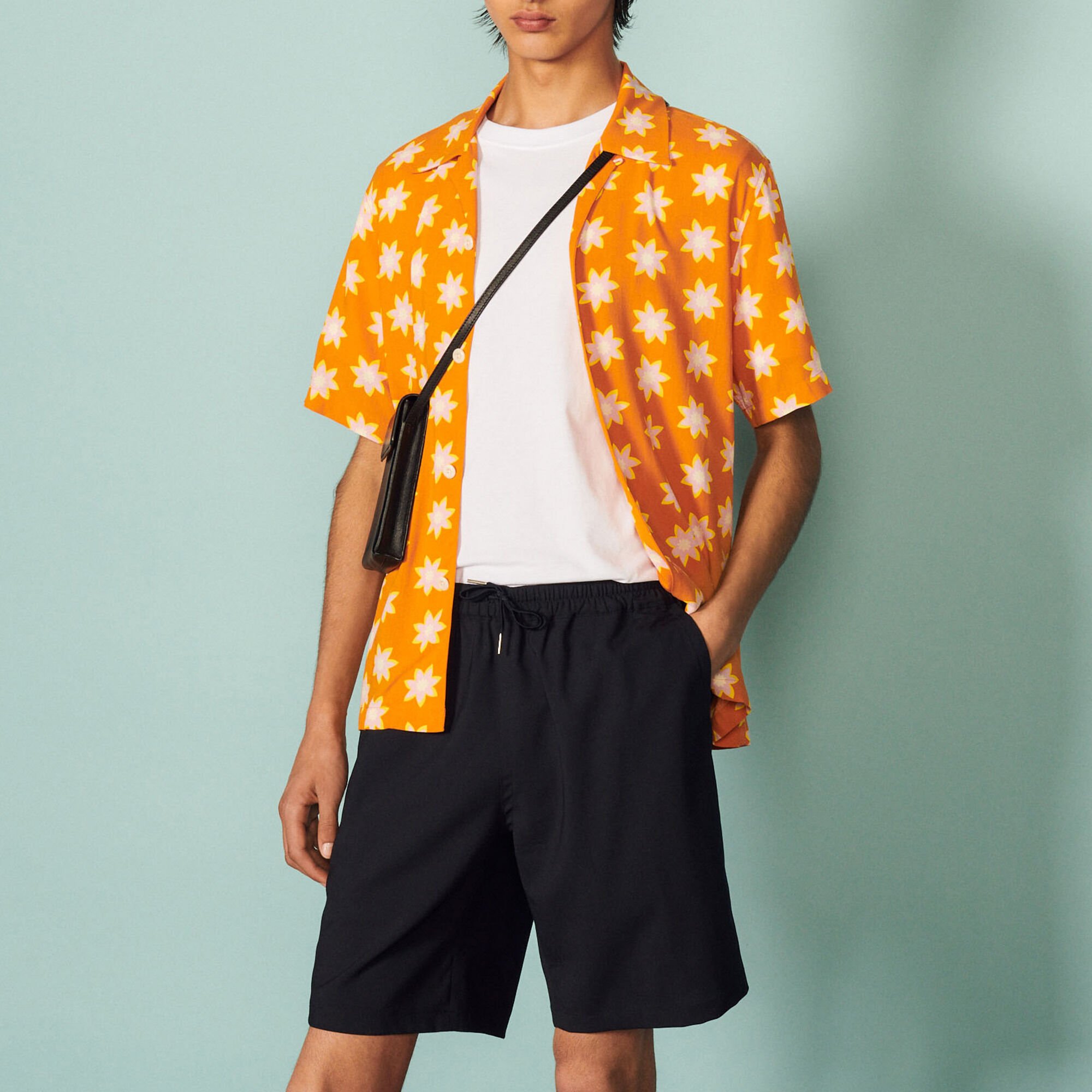 Shorts with elasticated waist