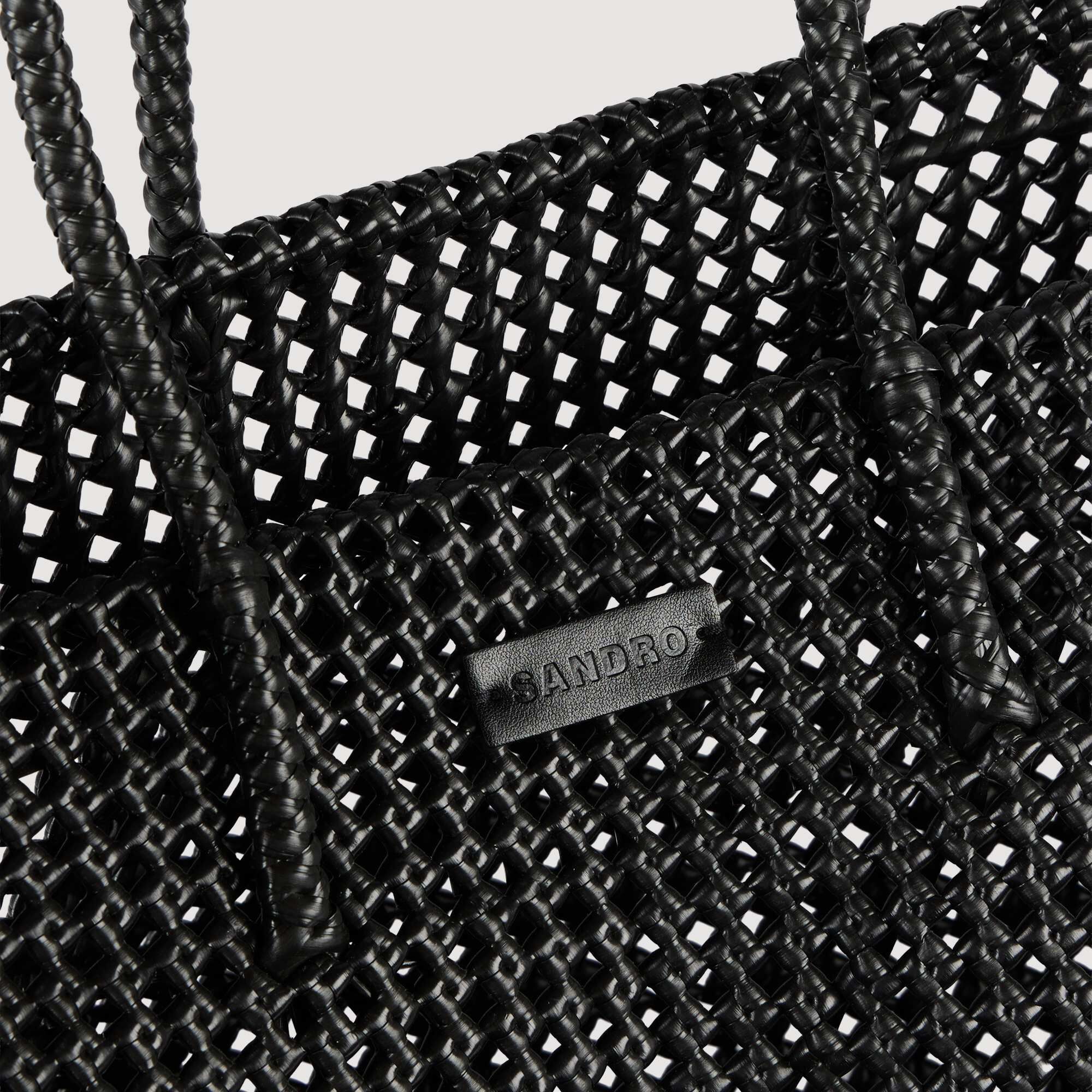 Woven tote bag with patch