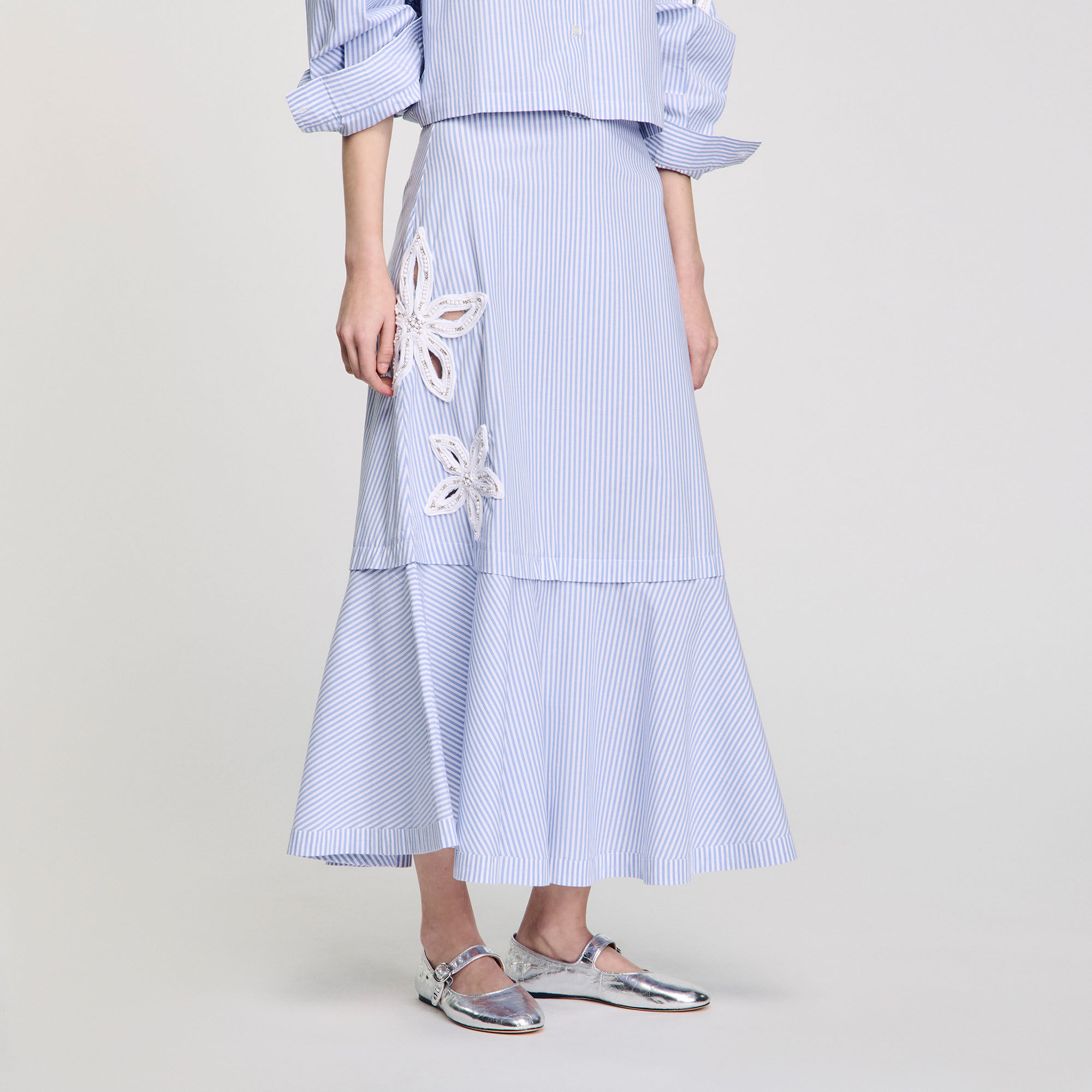ストライプが上品! フランス発 Sandro Paris プリーツ スカート ストライプが上品! フランス発 Sandro Paris プリーツ スカート