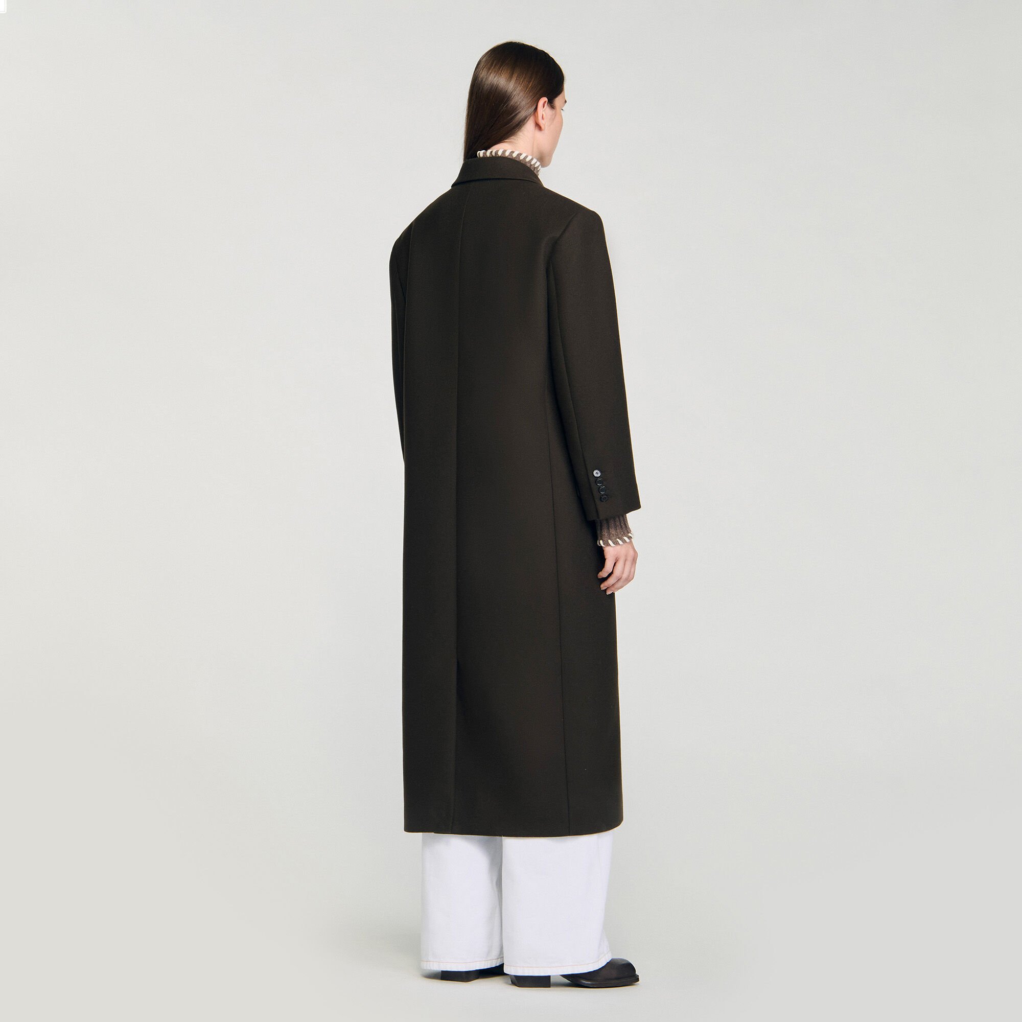 Straight coat