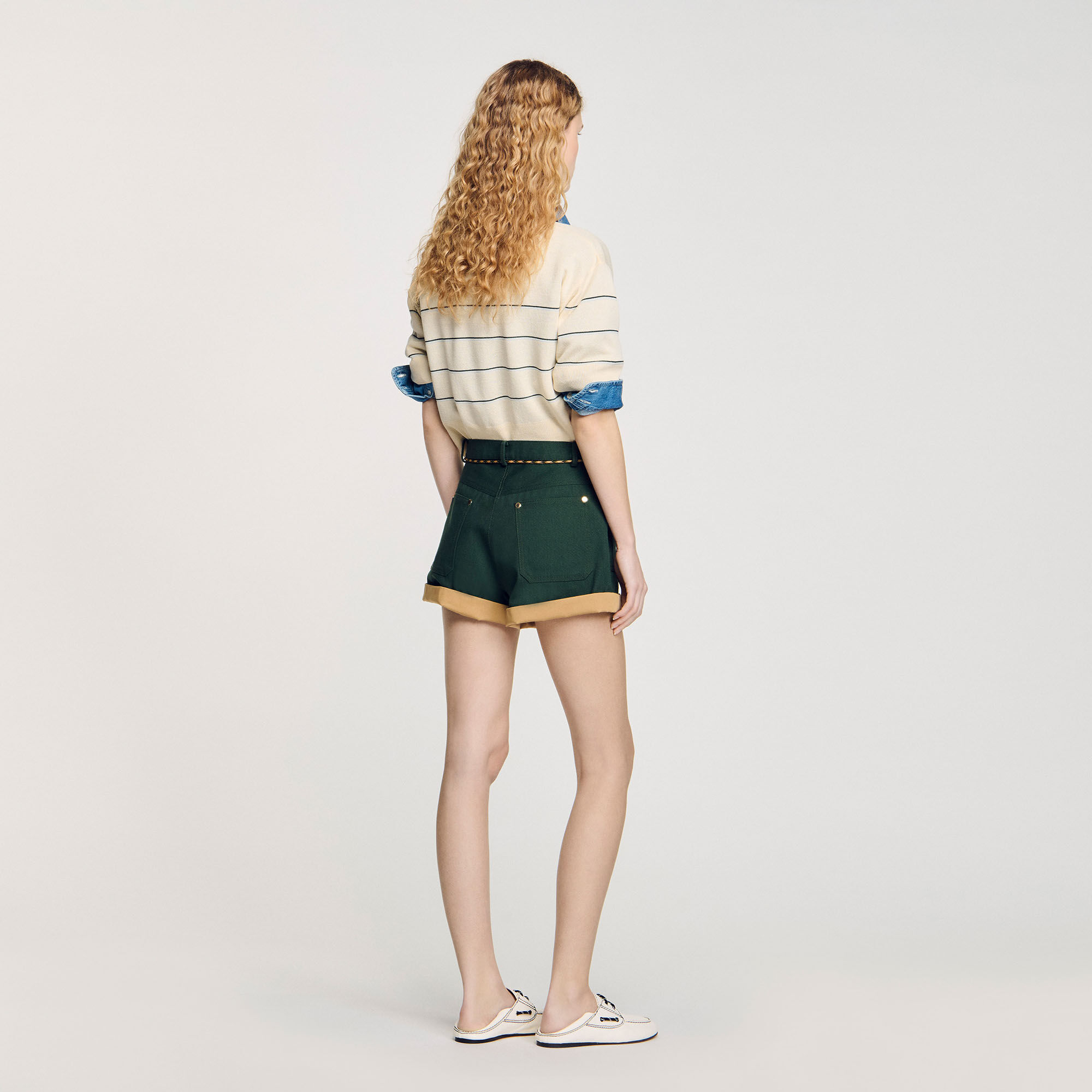 Two-tone drawstring waist shorts