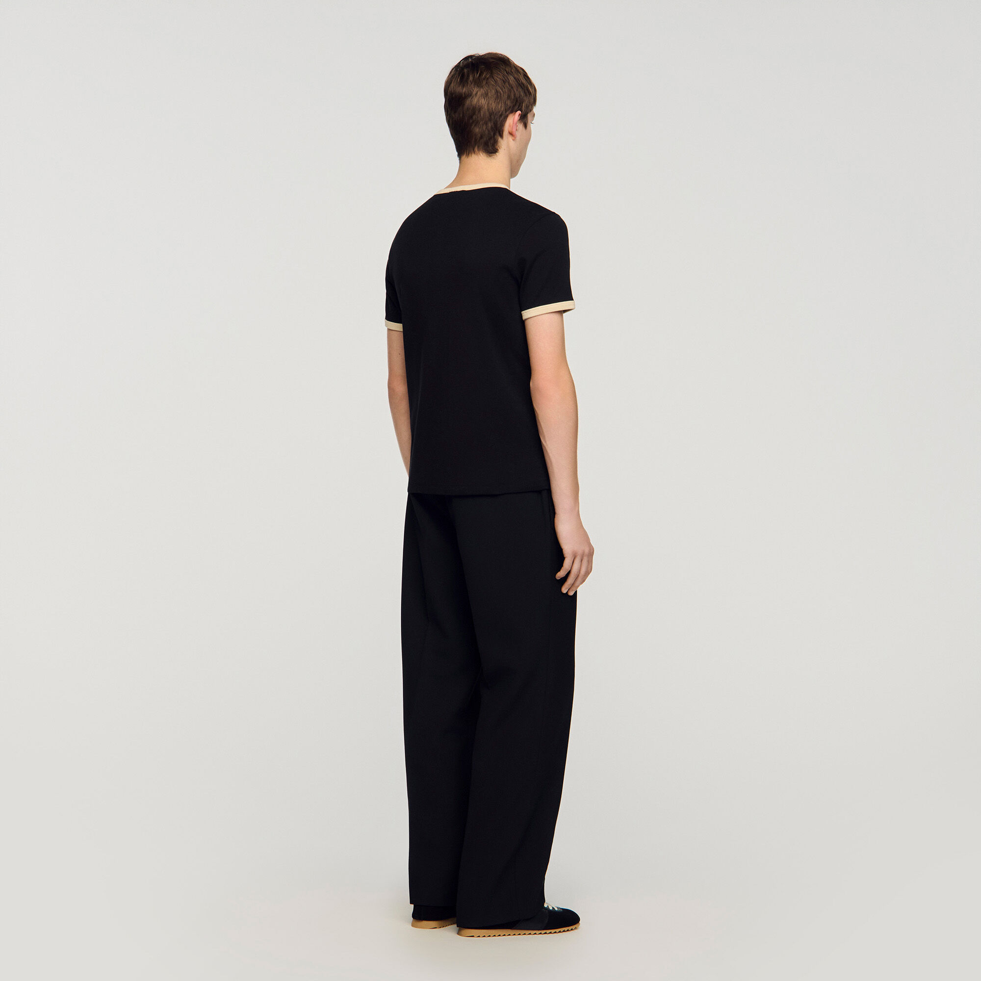 Two-tone patch T-shirt