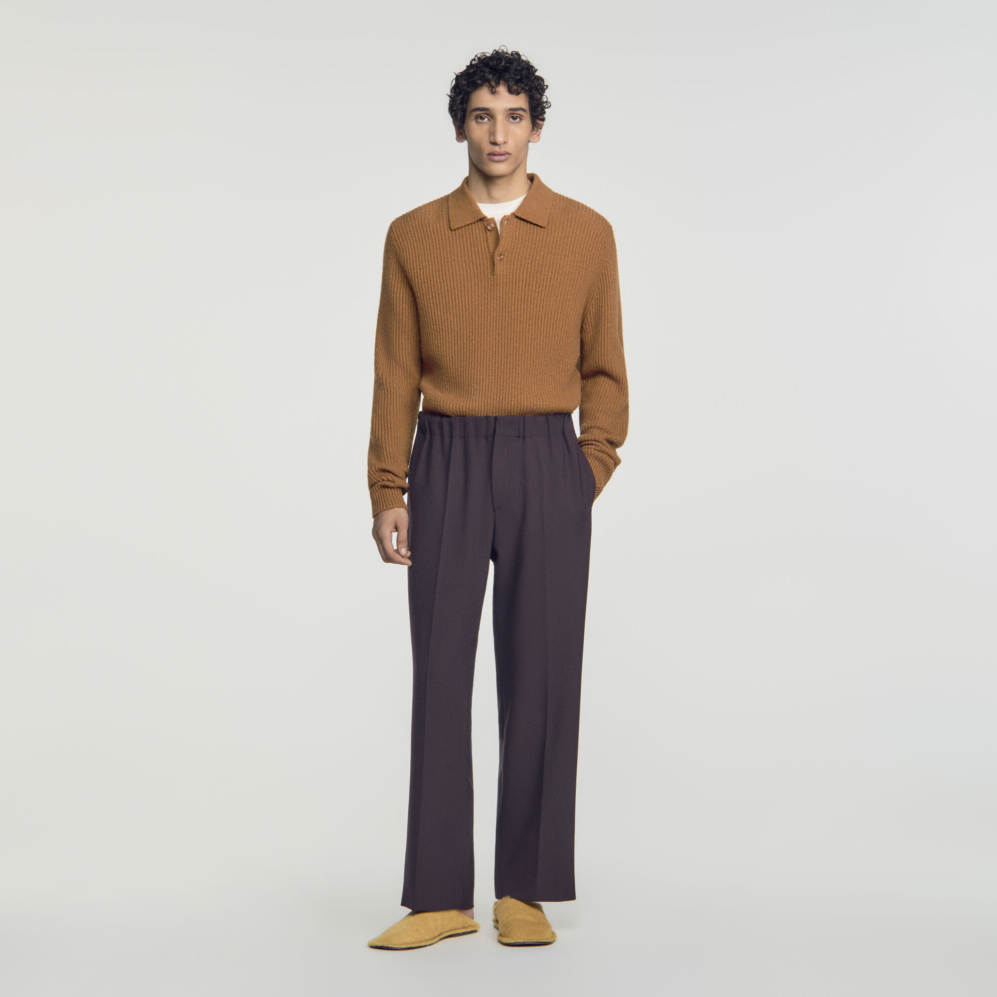 Wide-leg trousers