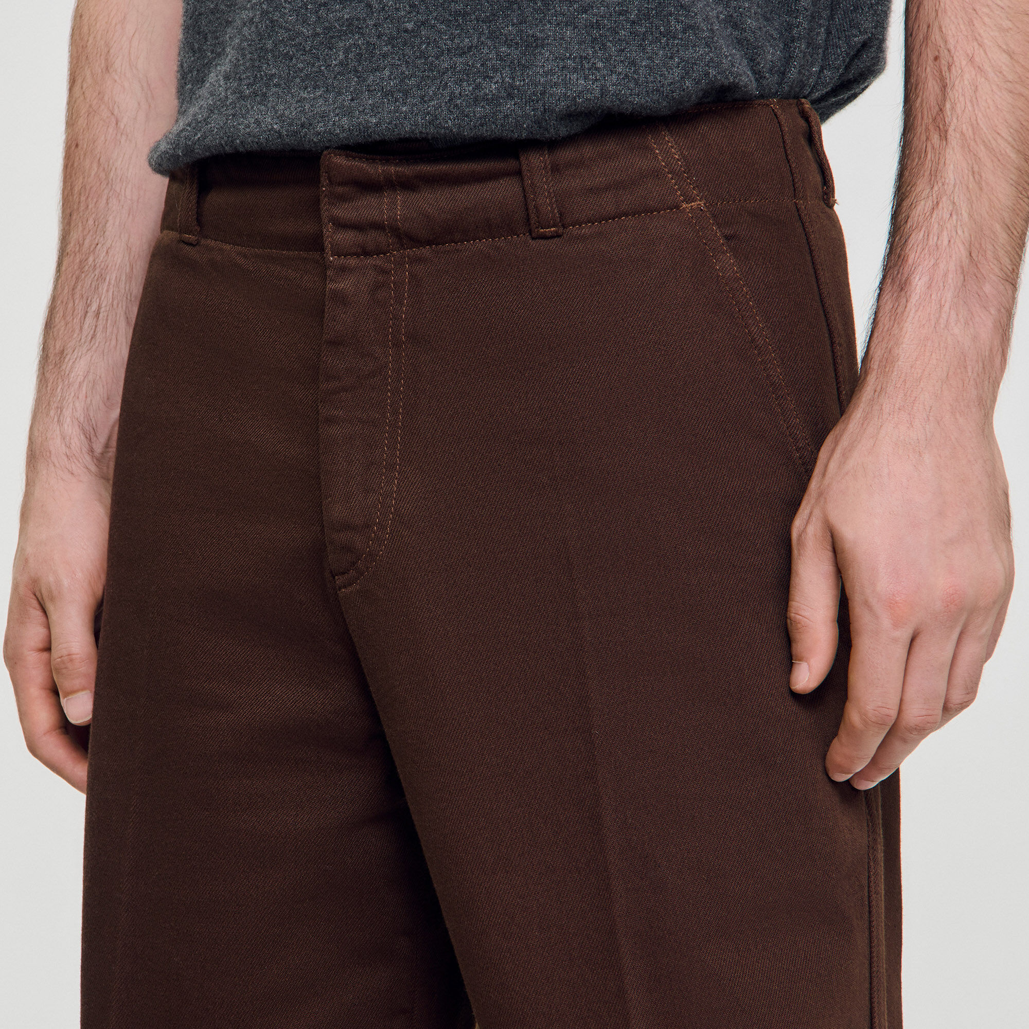 Wide-leg jeans