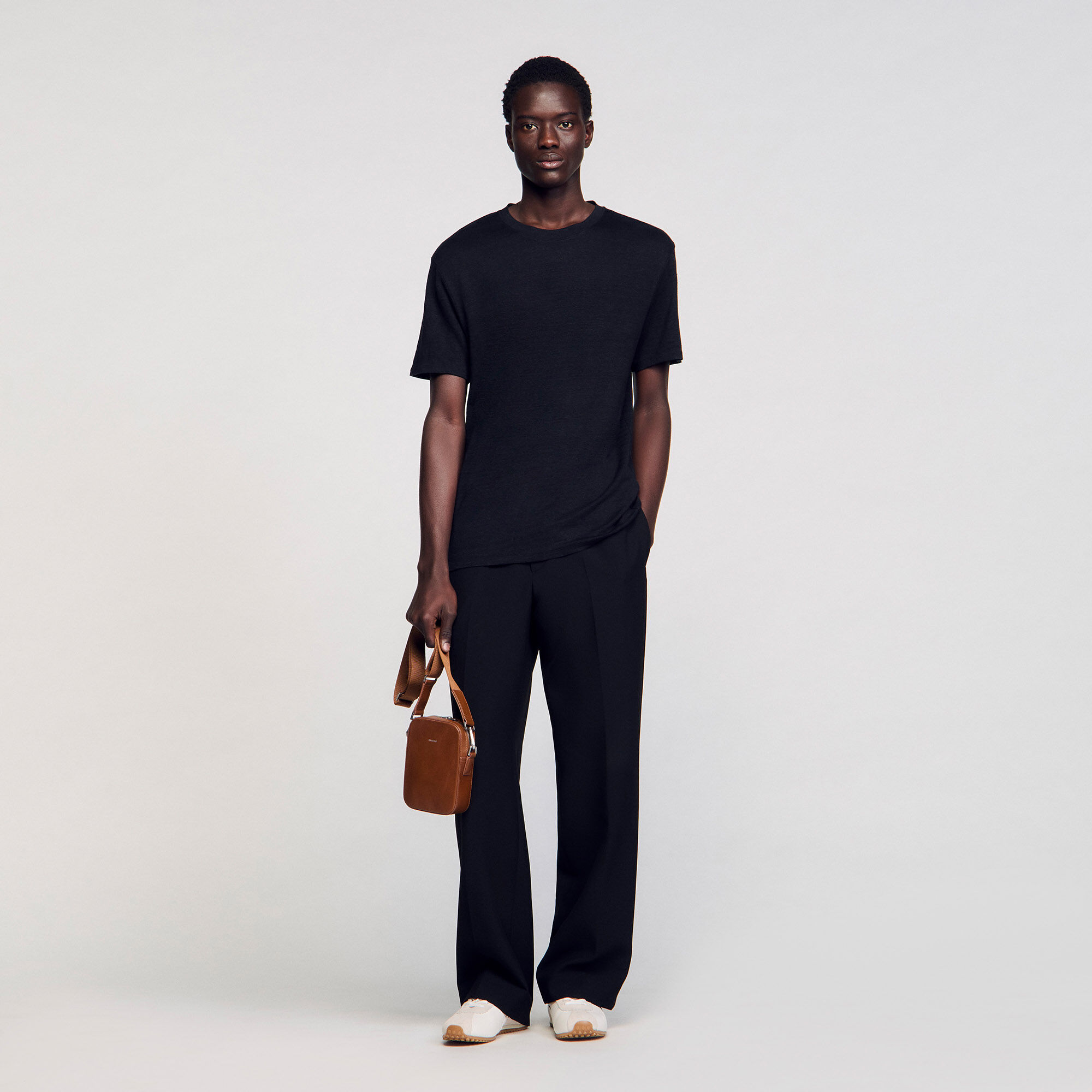 Certified linen T-shirt