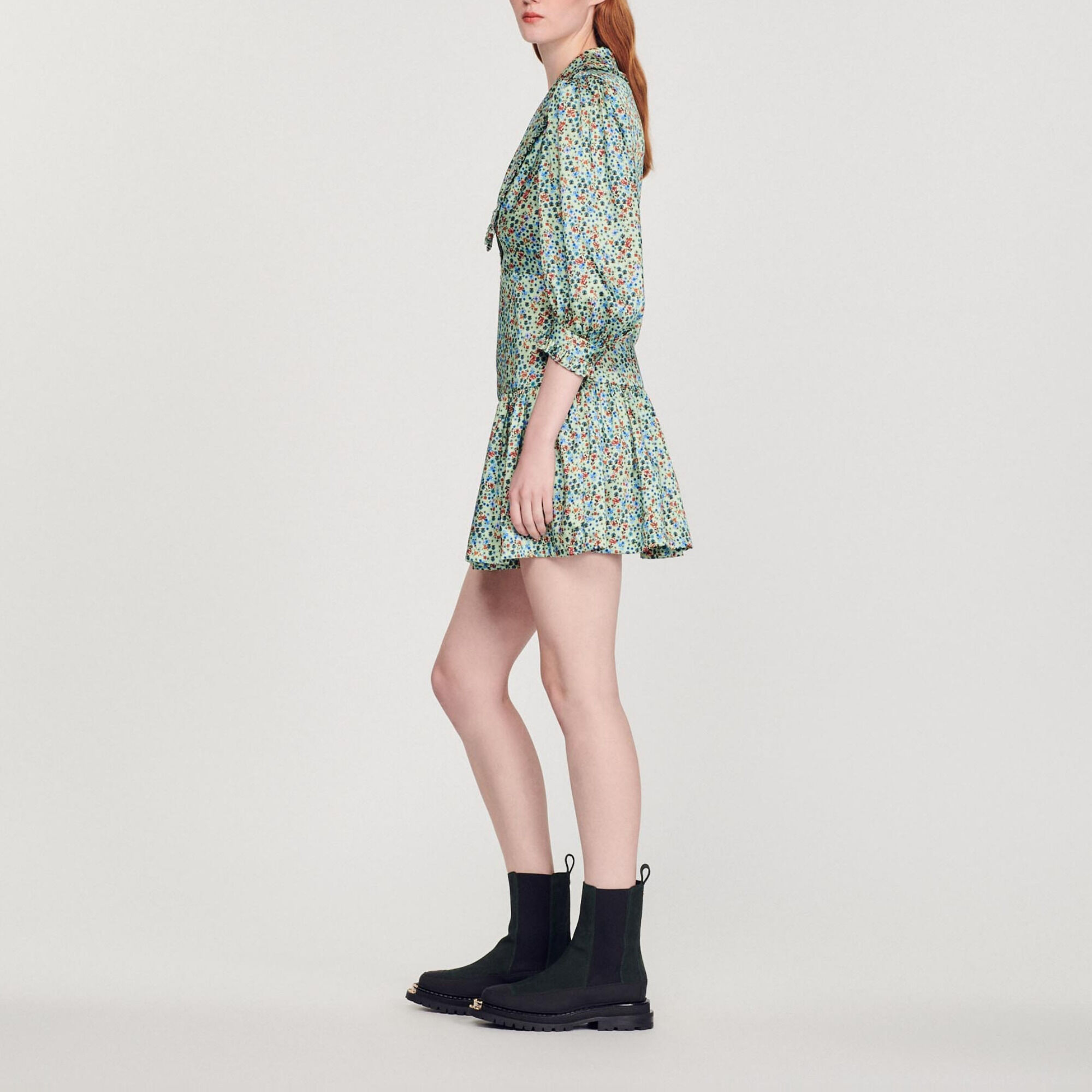 Short flowing dress with floral print