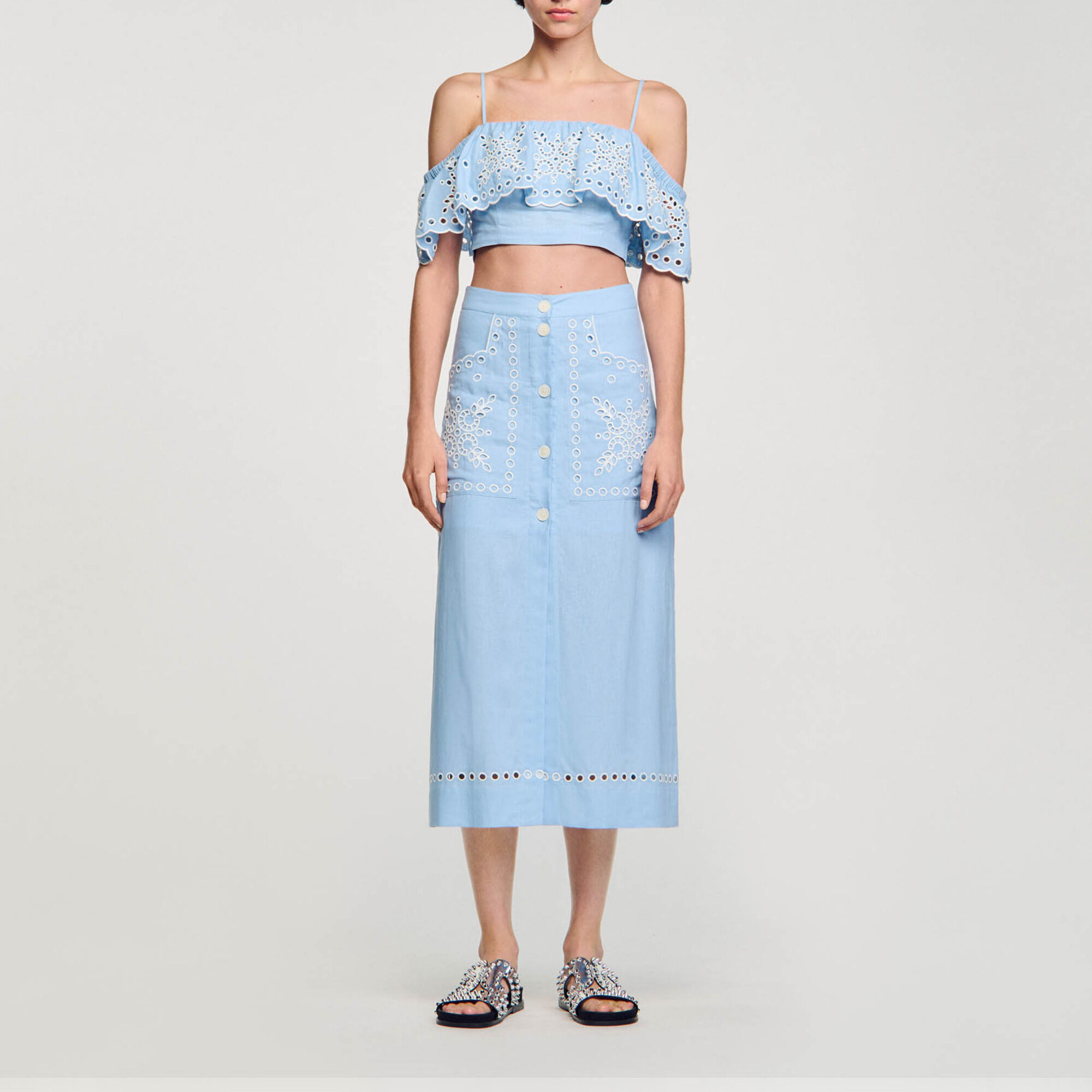 Embroidered maxi skirt