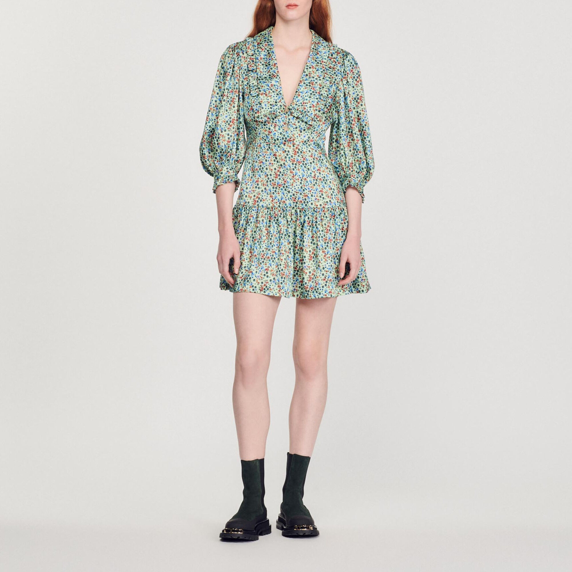 Short flowing dress with floral print