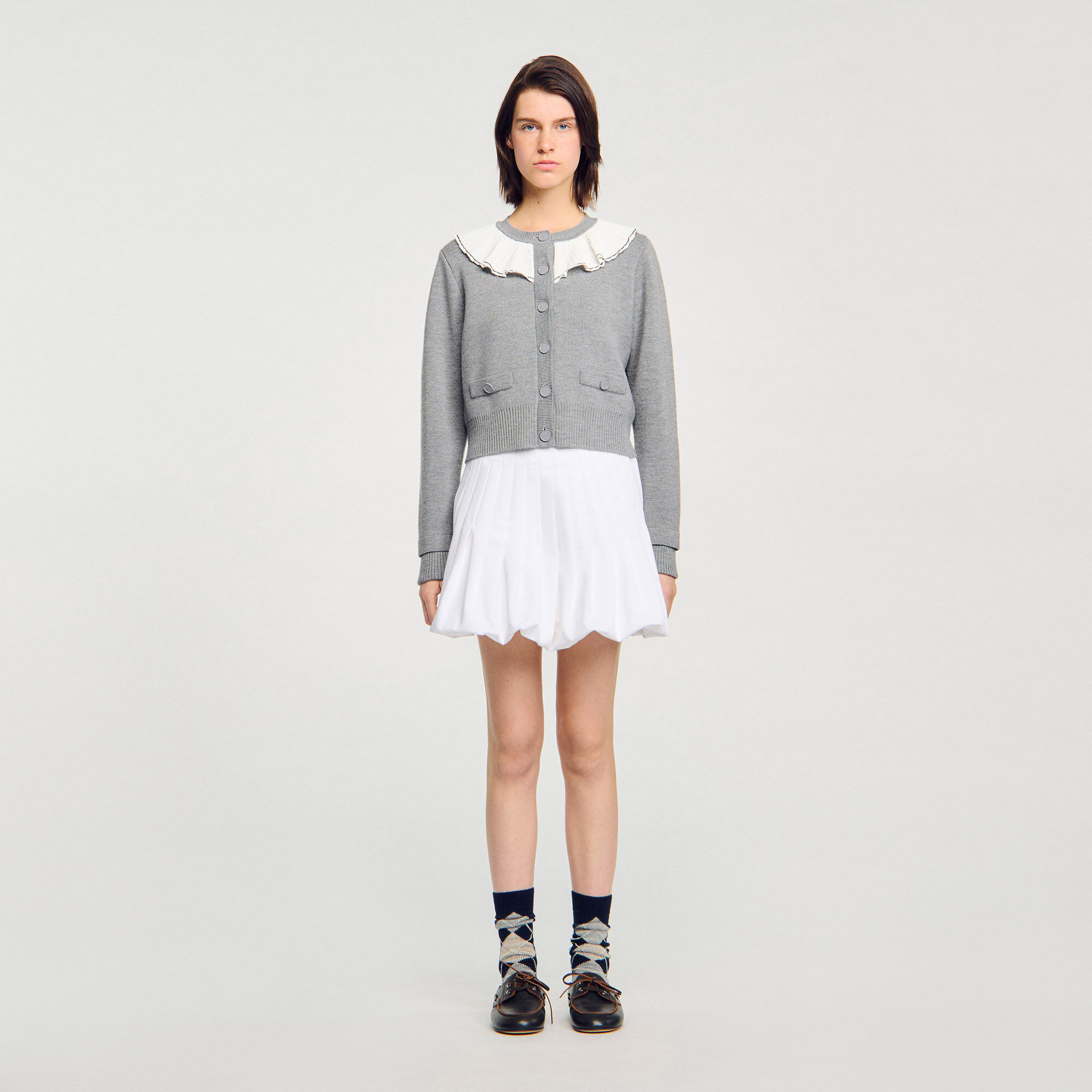 Cardigan with contrast collar