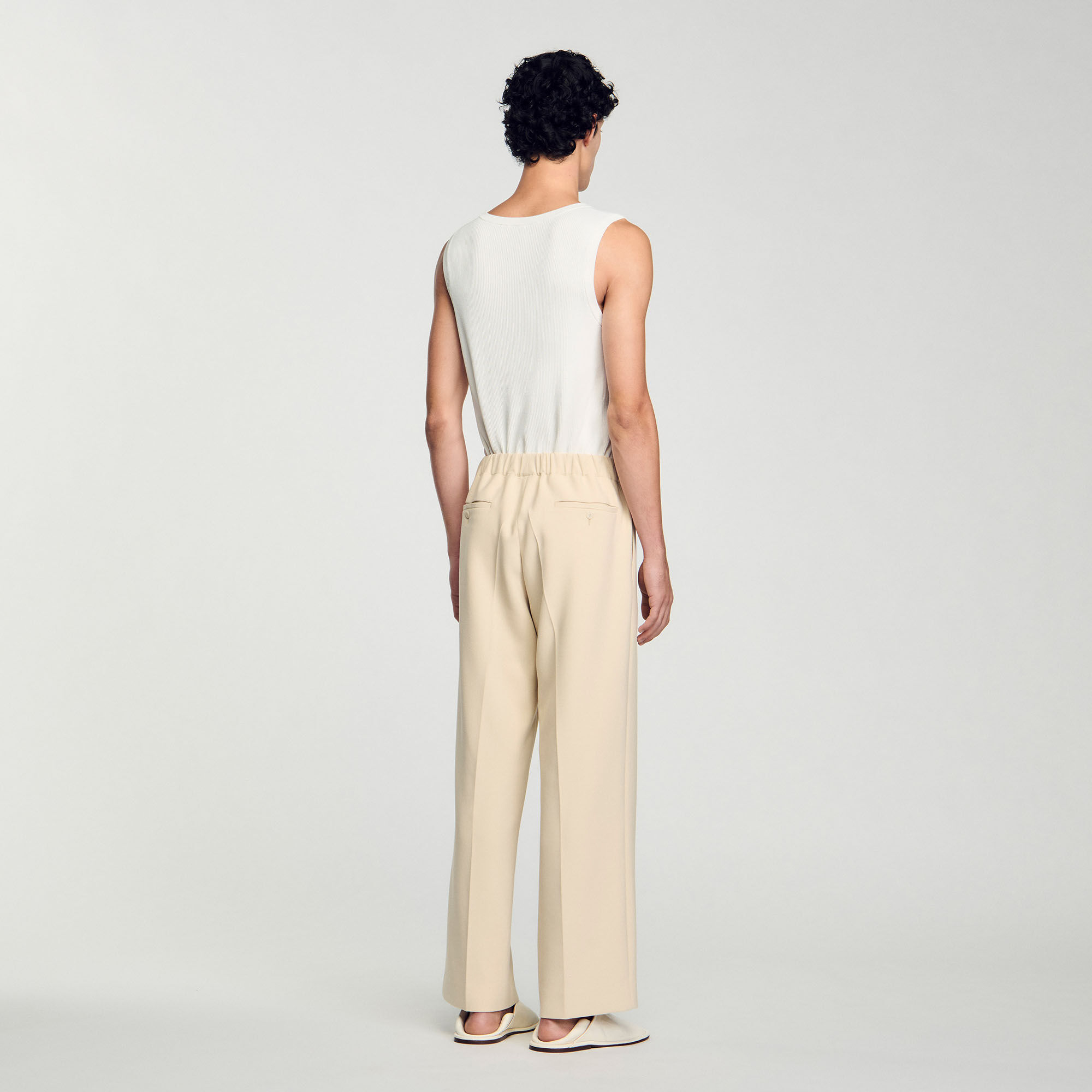 Wide-leg trousers