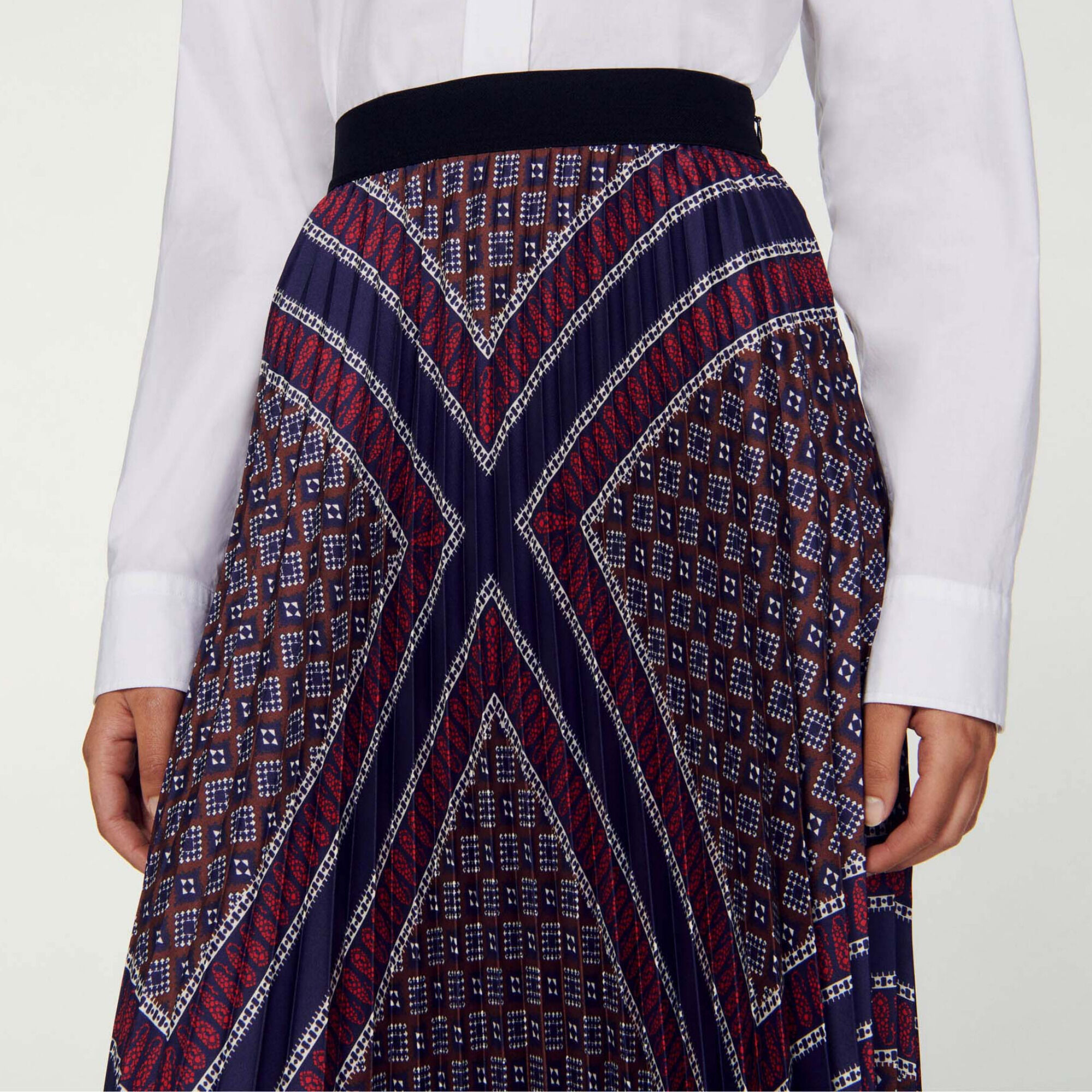 Printed pleated long skirt
