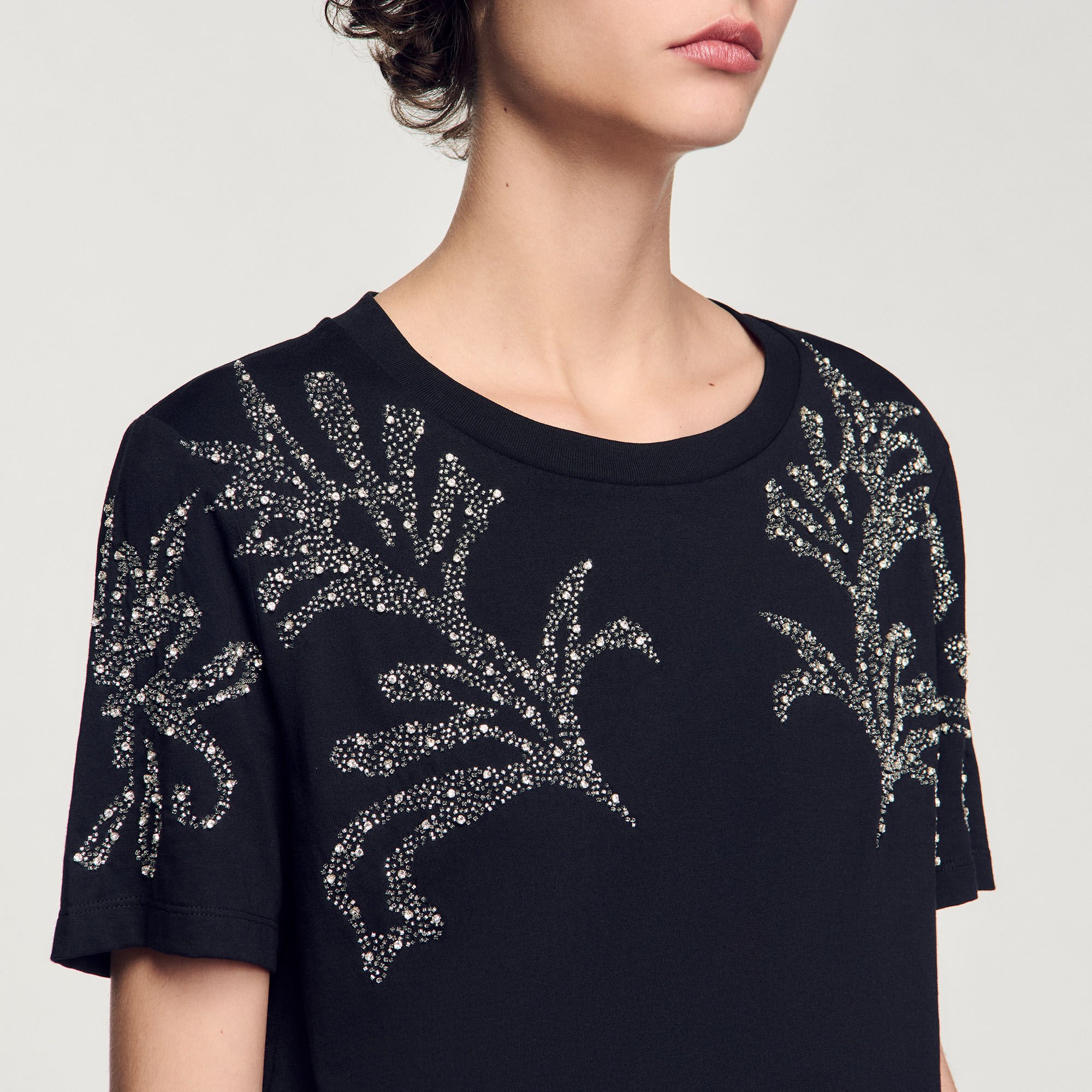 T-shirt with embroidered details