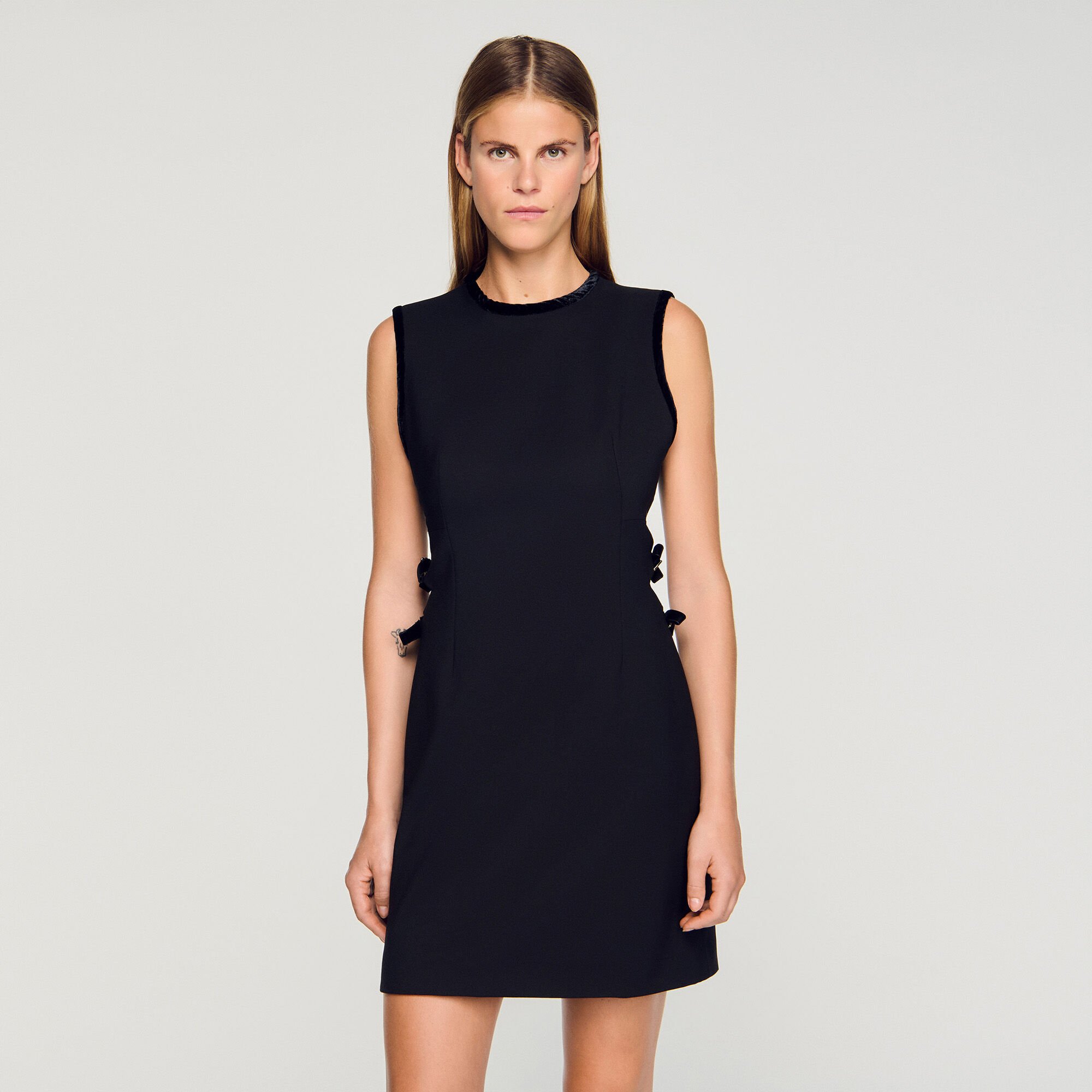 Short dress with cutouts