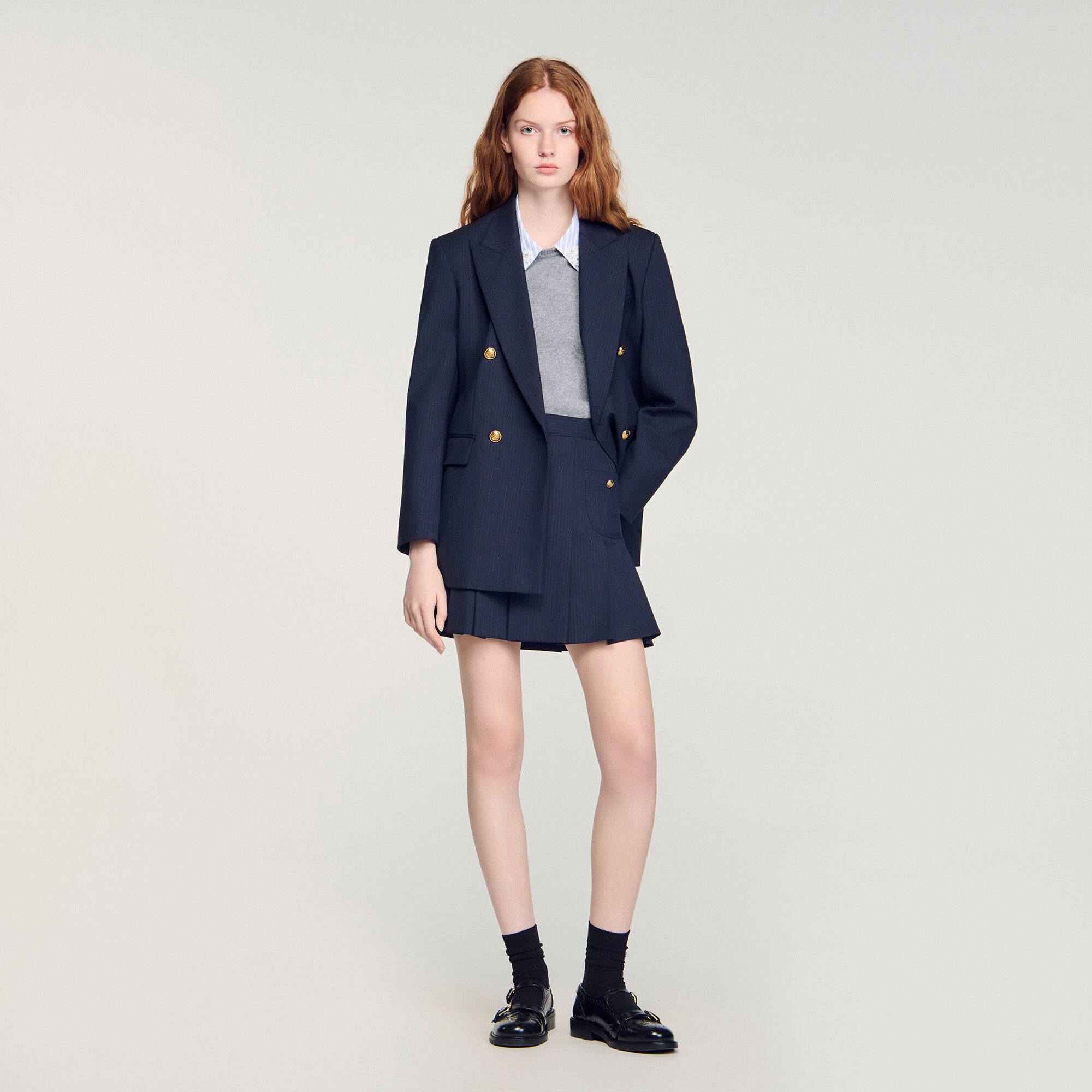 Detachable collar wool jumper