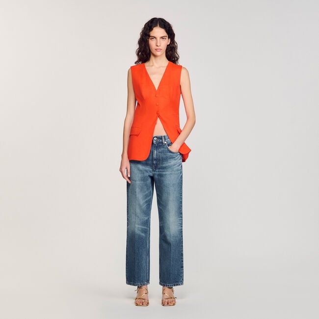 Sleeveless vest