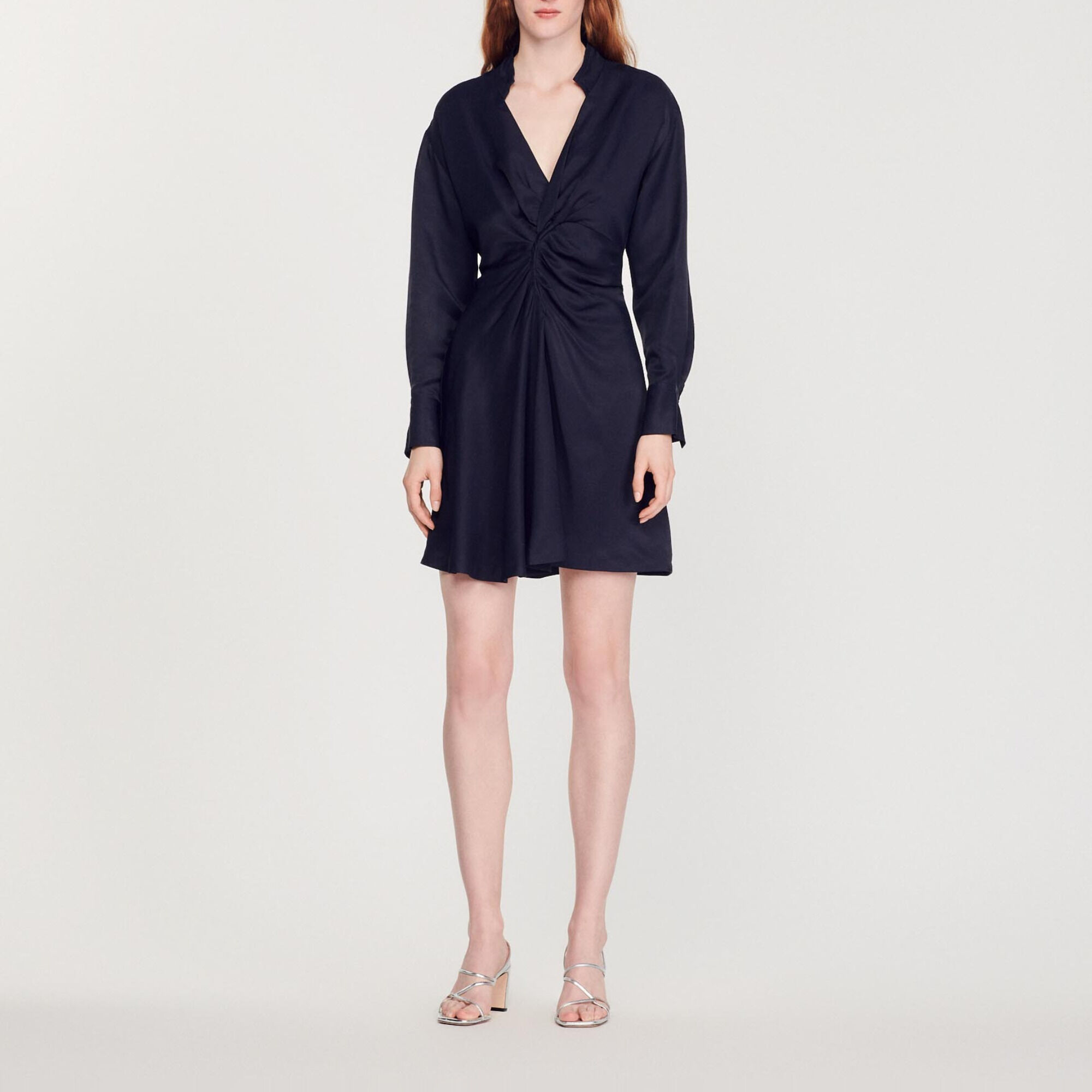 Long-sleeved short dress