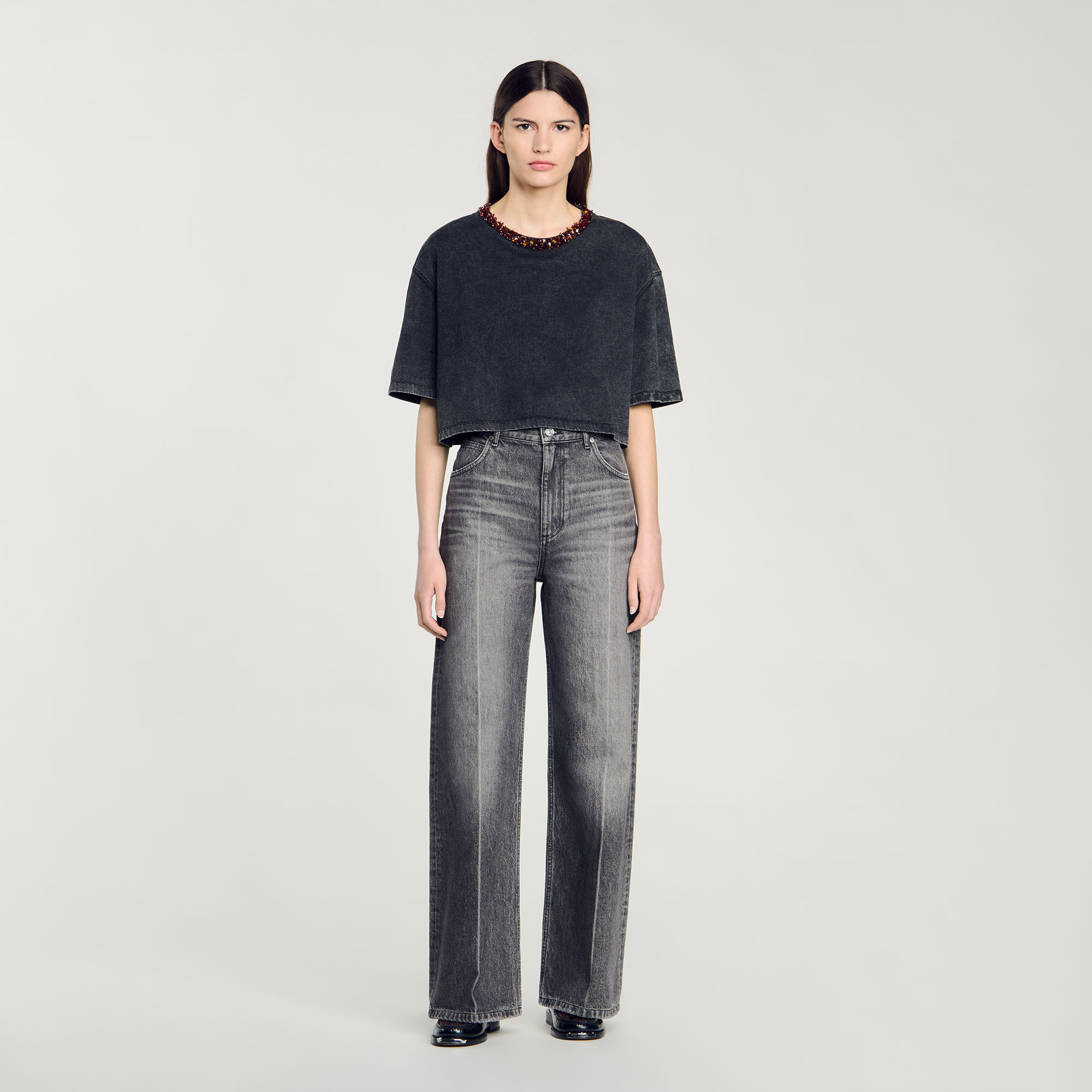 Cropped beaded T-shirt