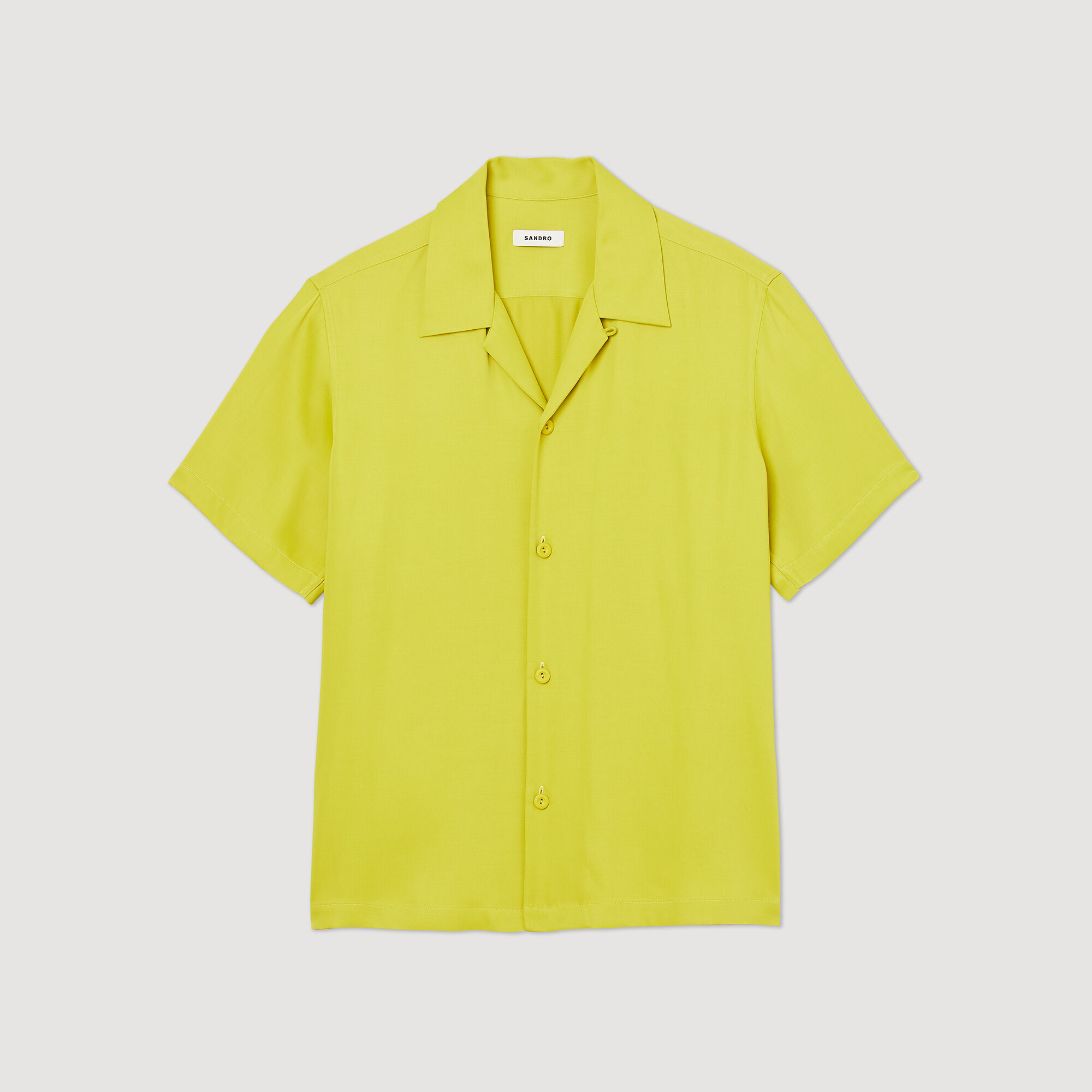 Short-sleeved shirt