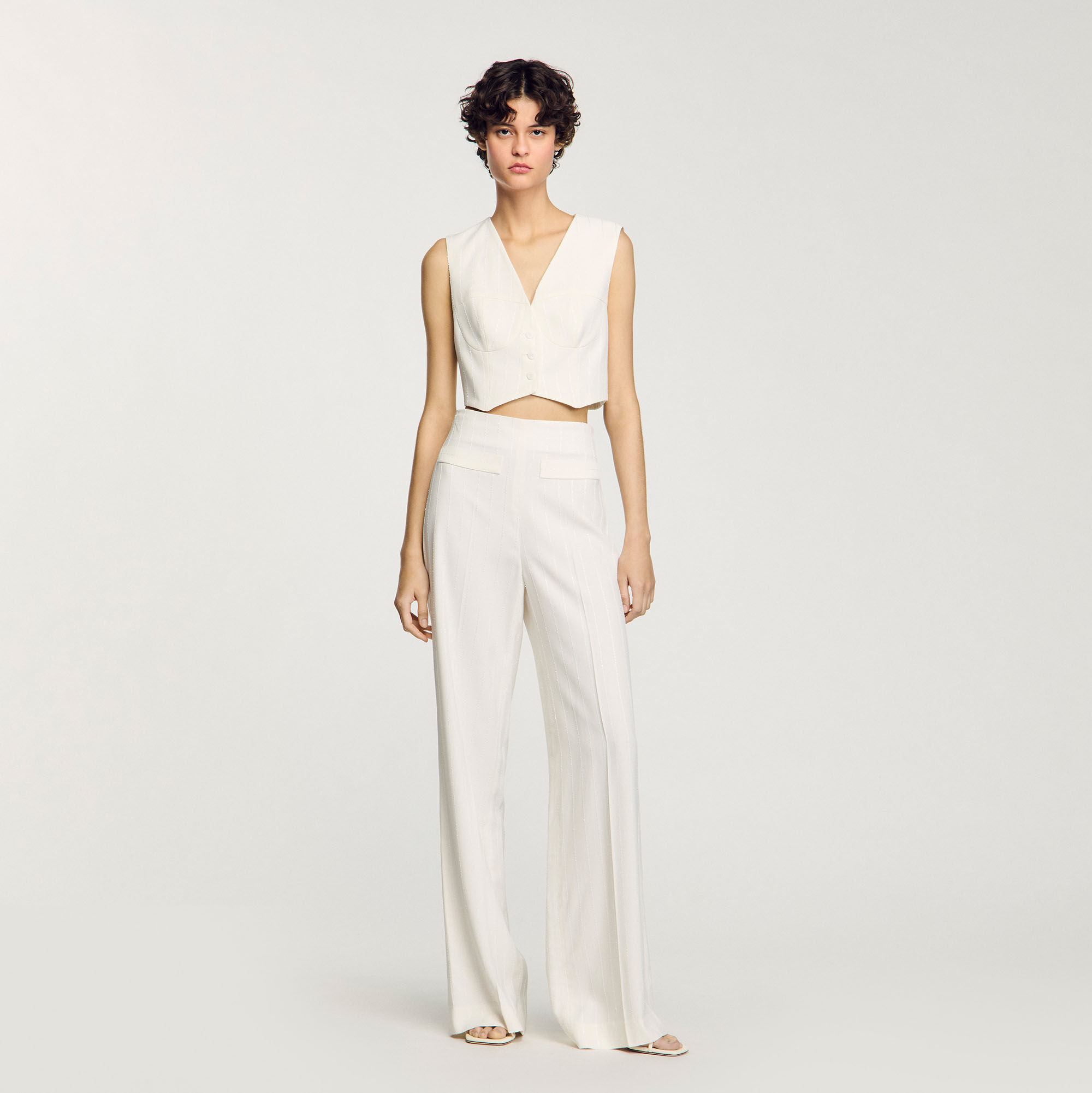 ❤️Sandro22 新作新品 白ベスト 帽子付き オシャレ 上品