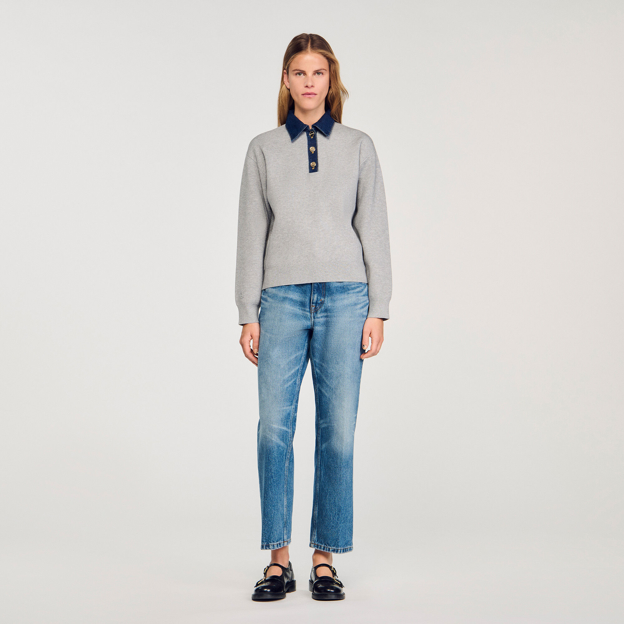 Jumper with denim collar