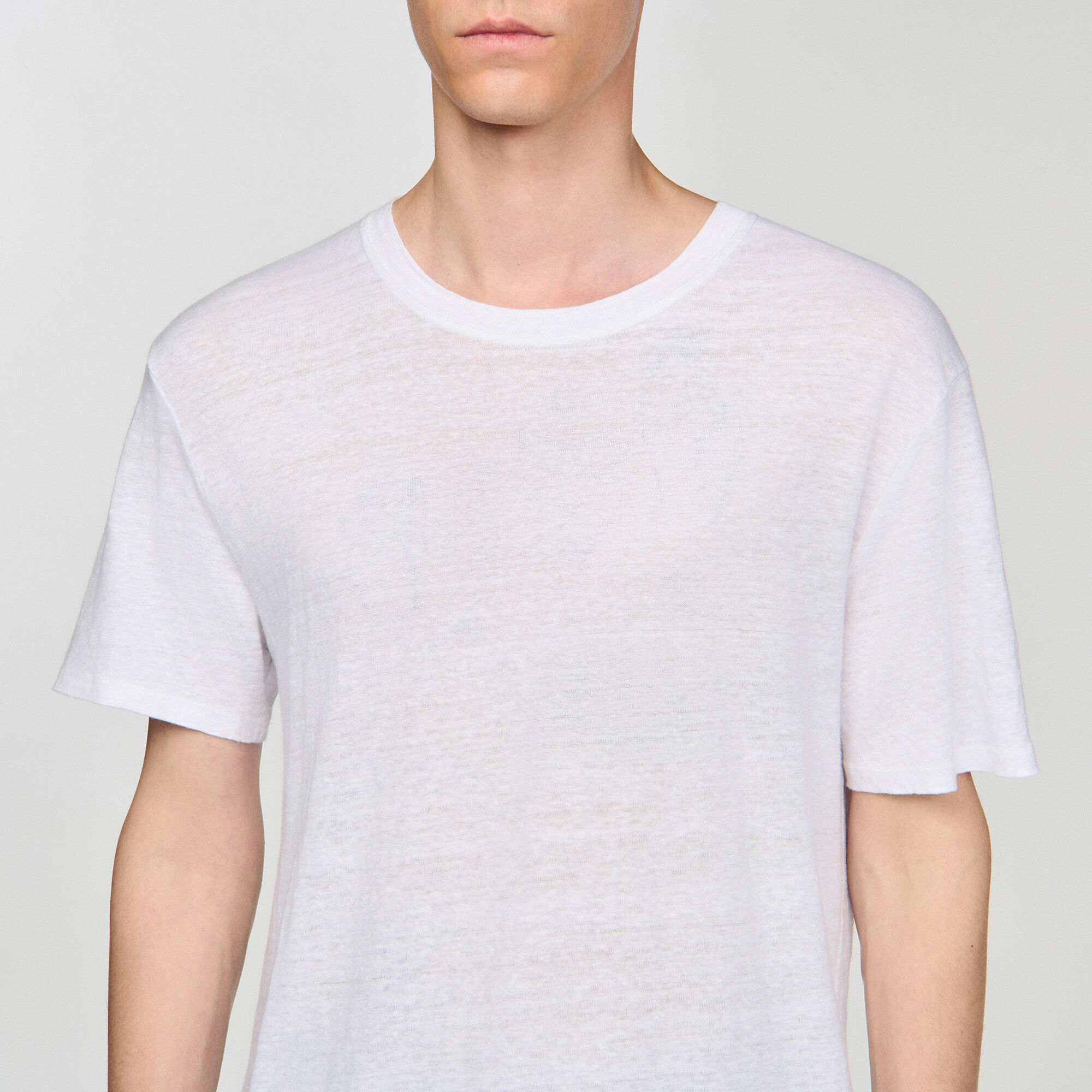 Certified linen T-shirt
