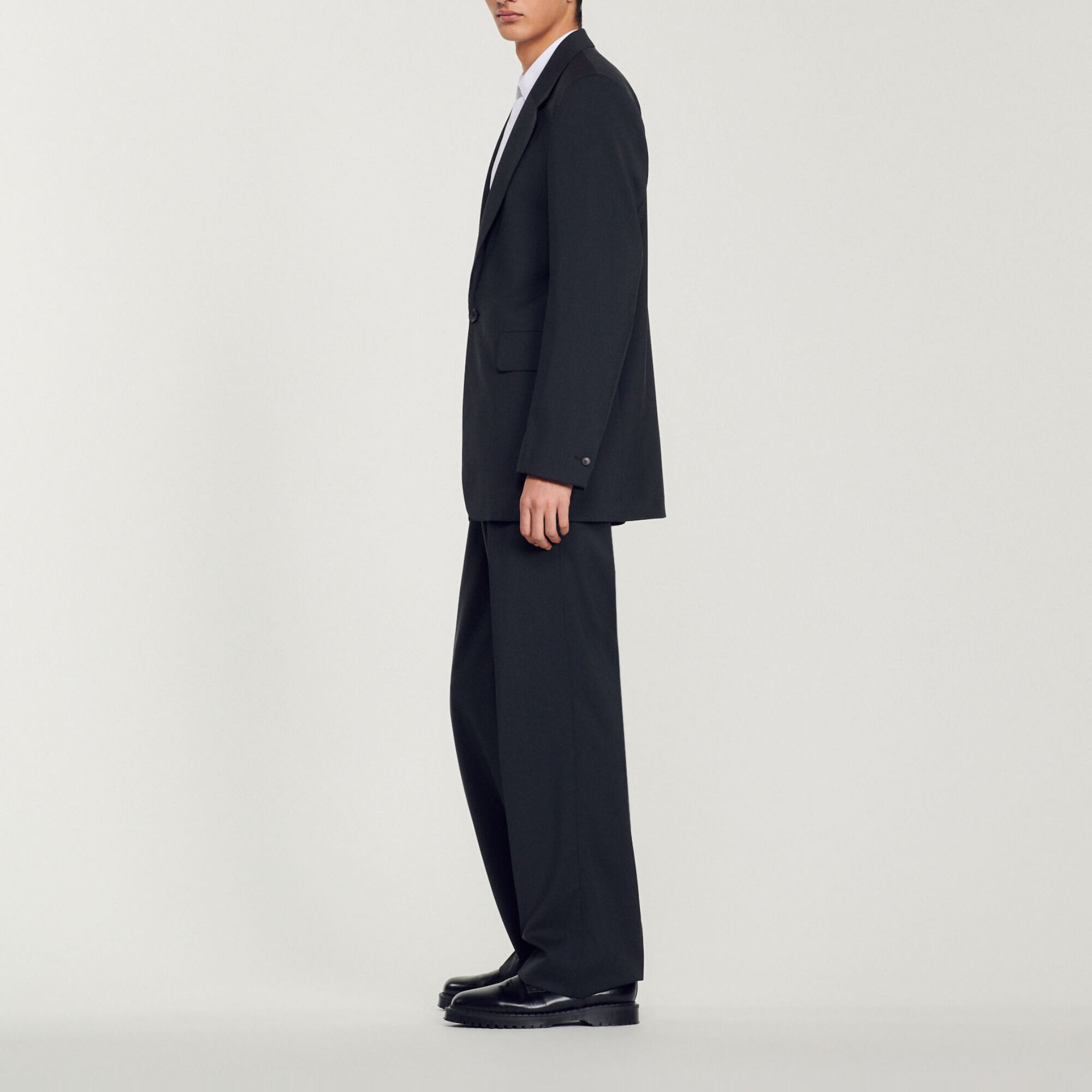Wide suit jacket