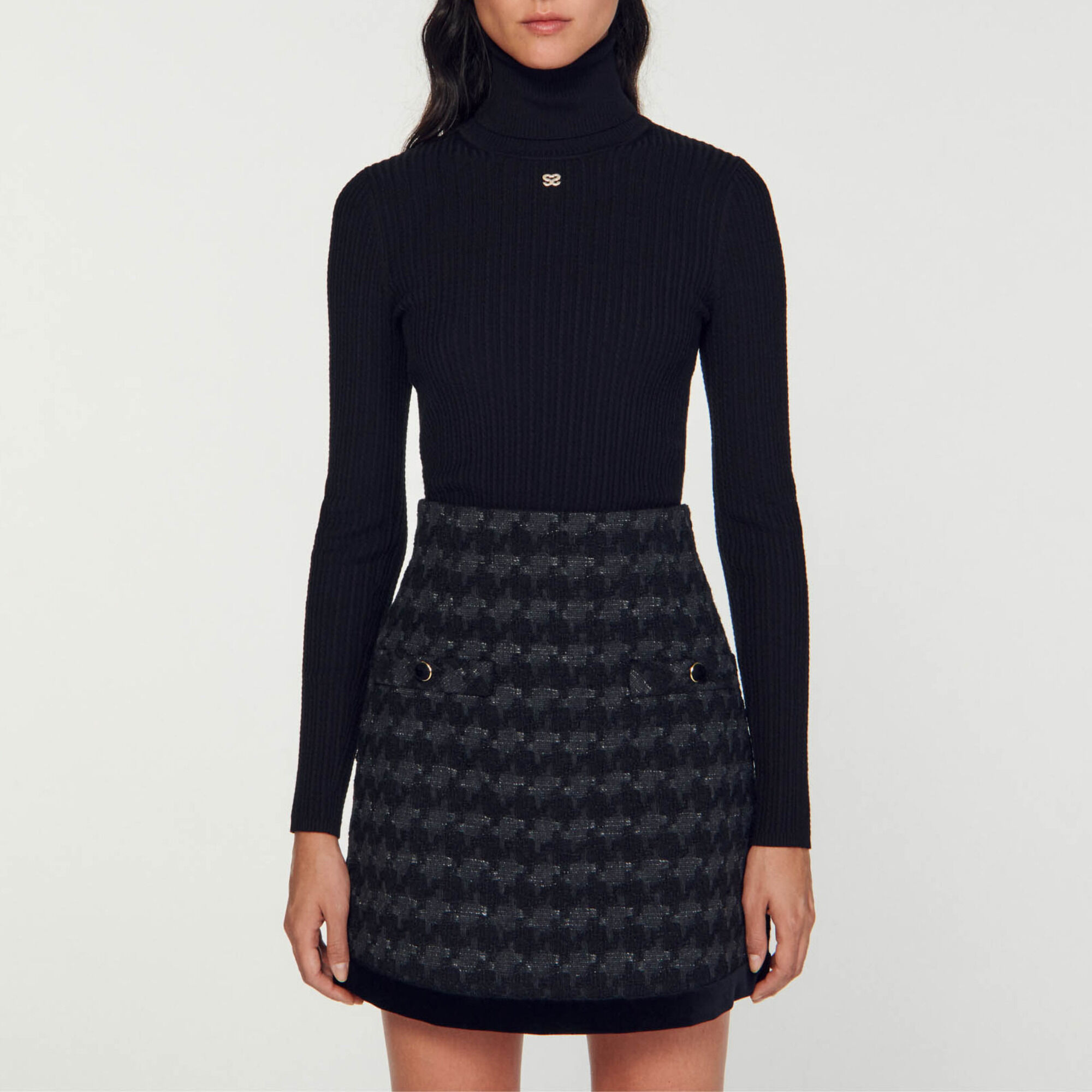Houndstooth tweed short skirt
