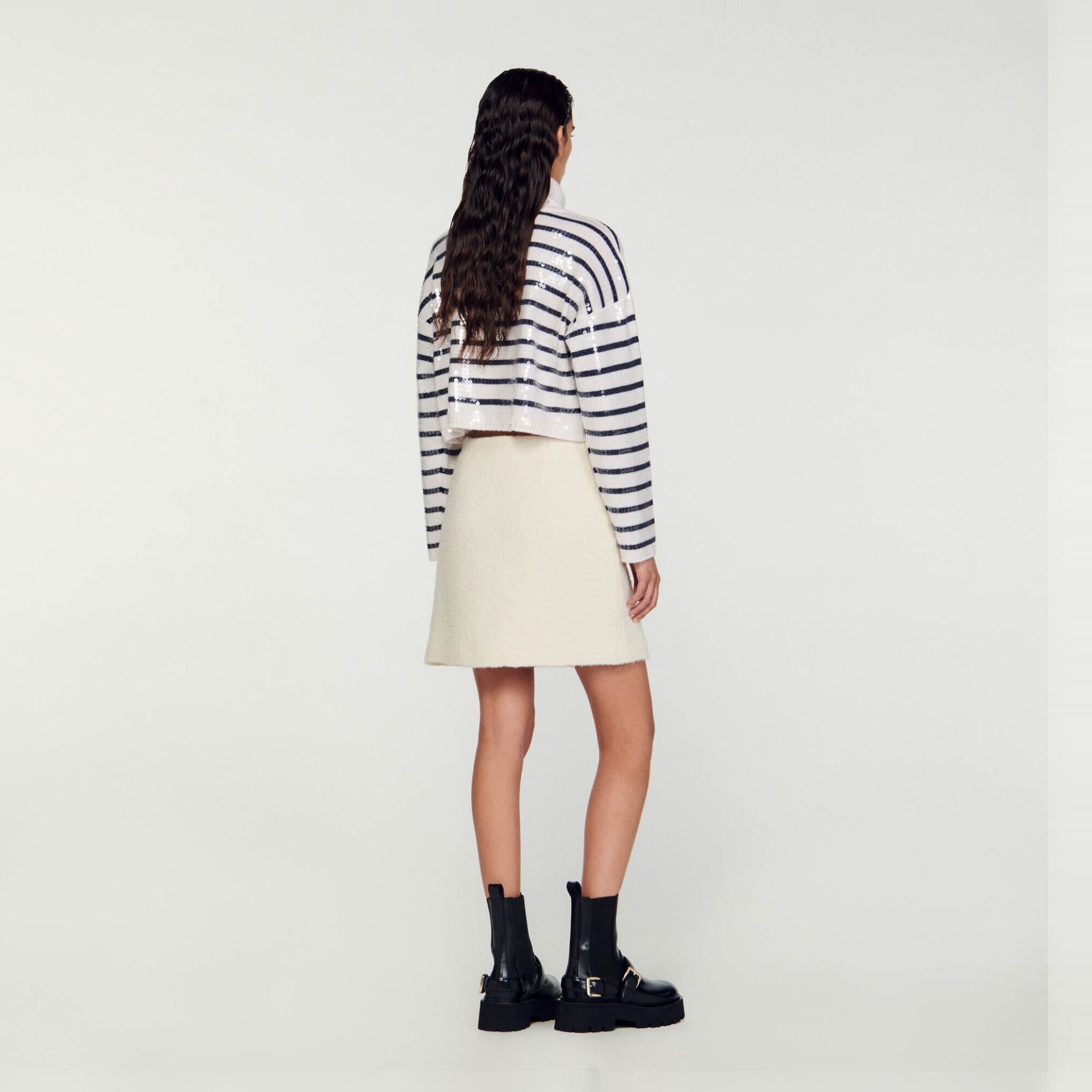 Short bouclé fabric skirt