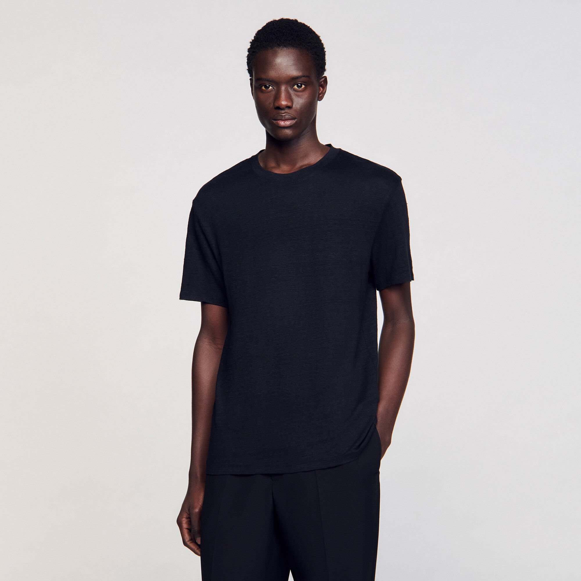 Certified linen T-shirt