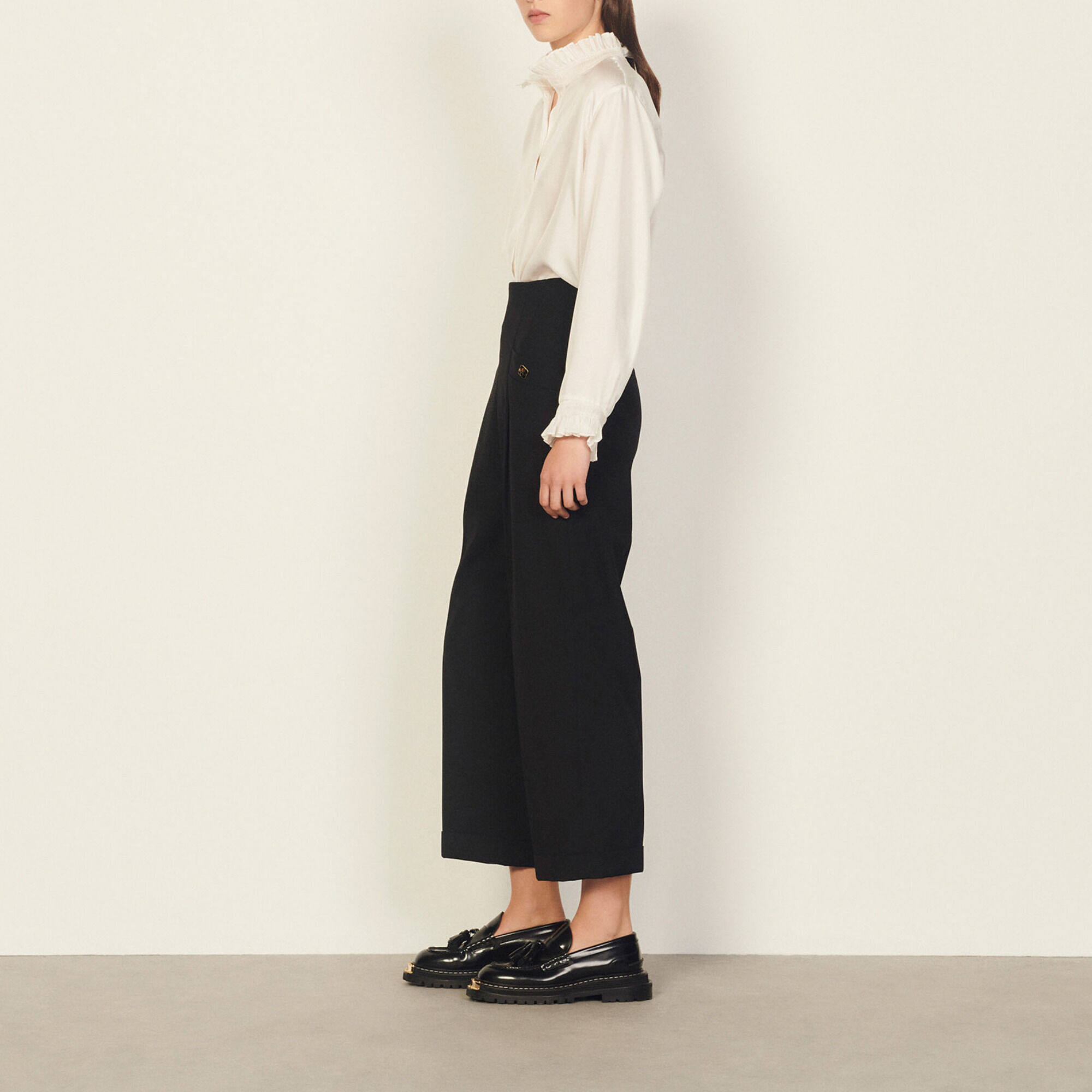 High-waisted trousers