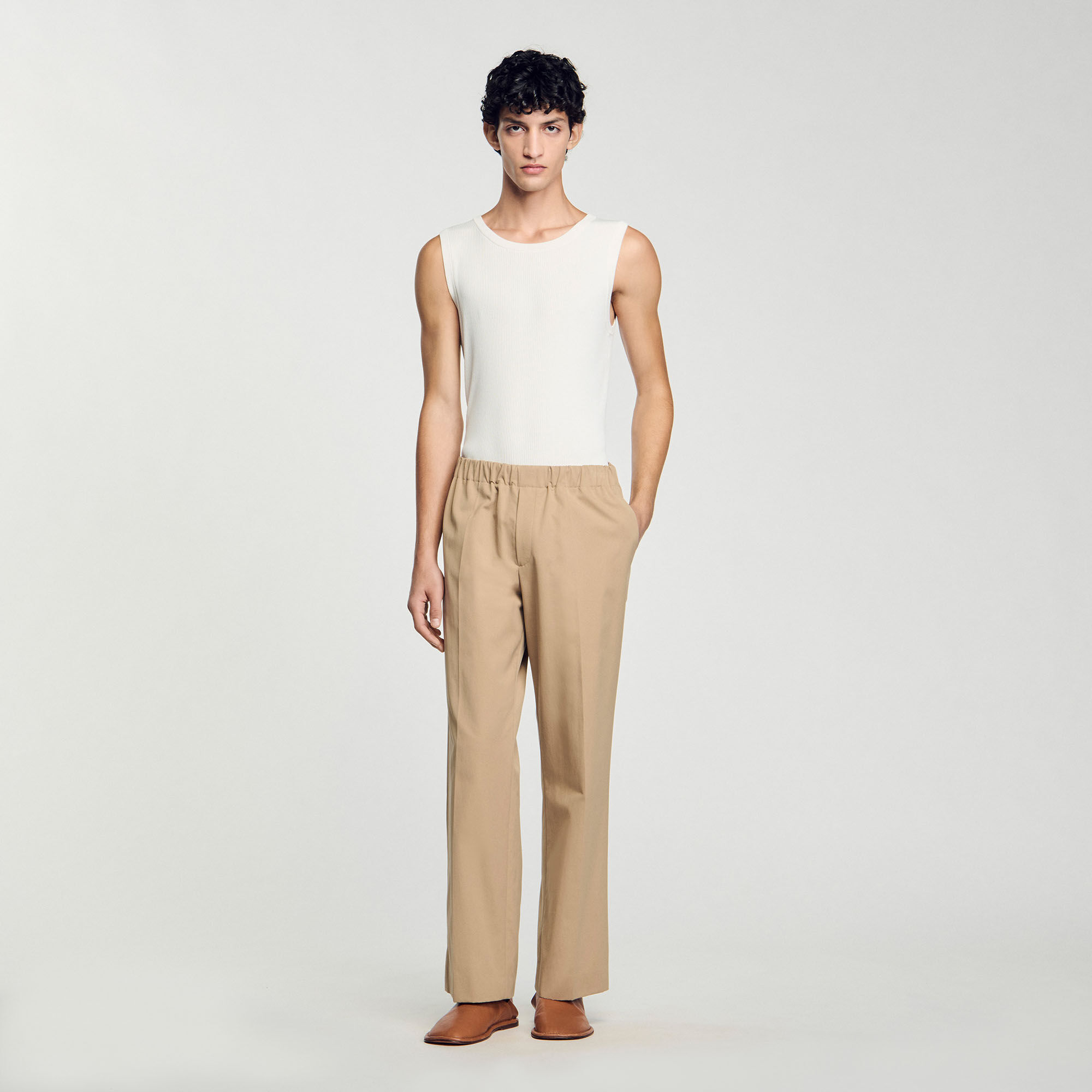 Wide-leg trousers