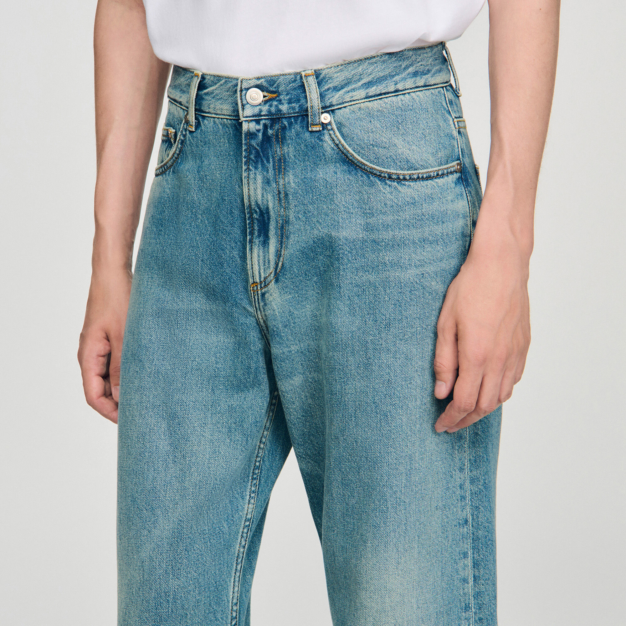 Baggy jeans