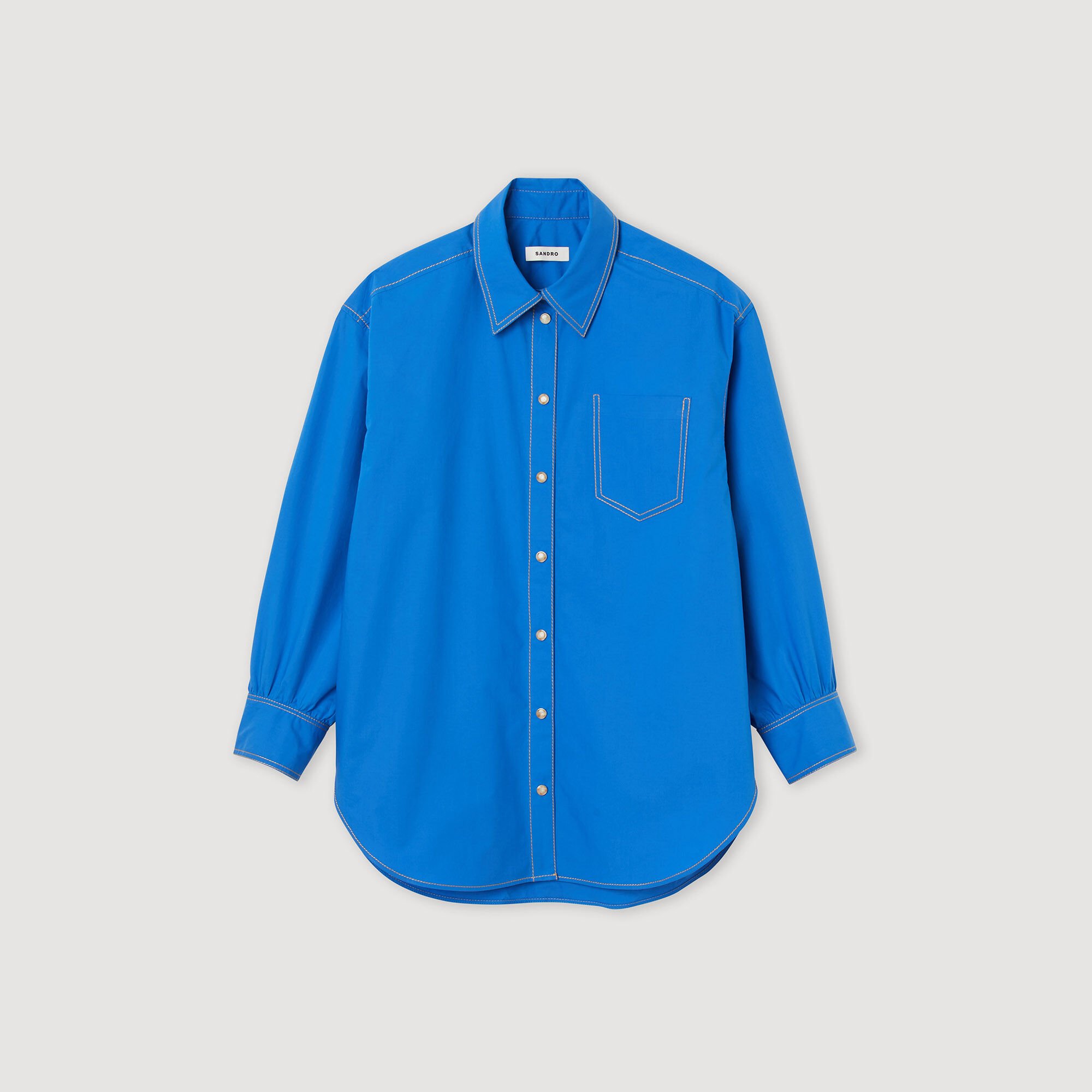 Shirt with topstitched details