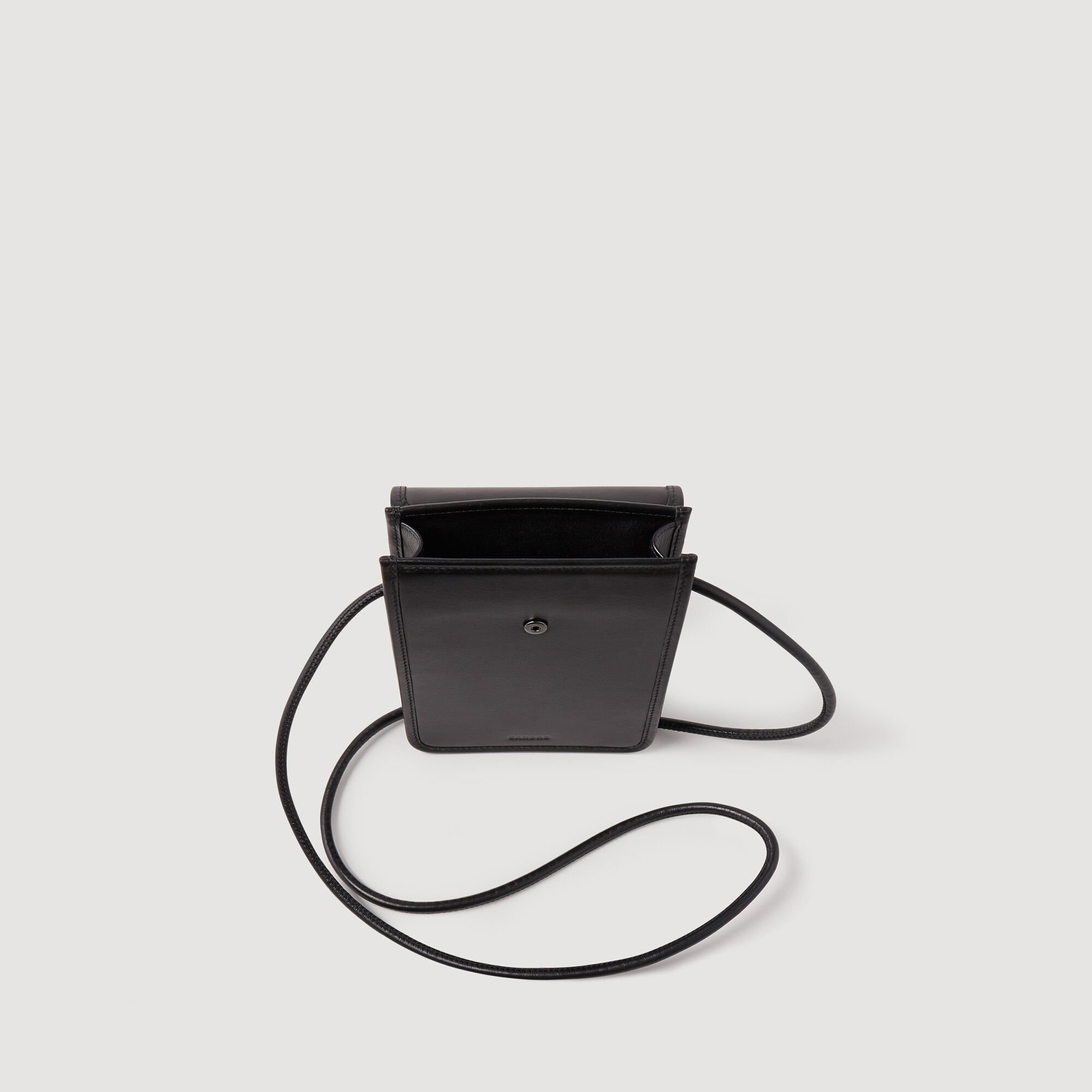 Small leather bag