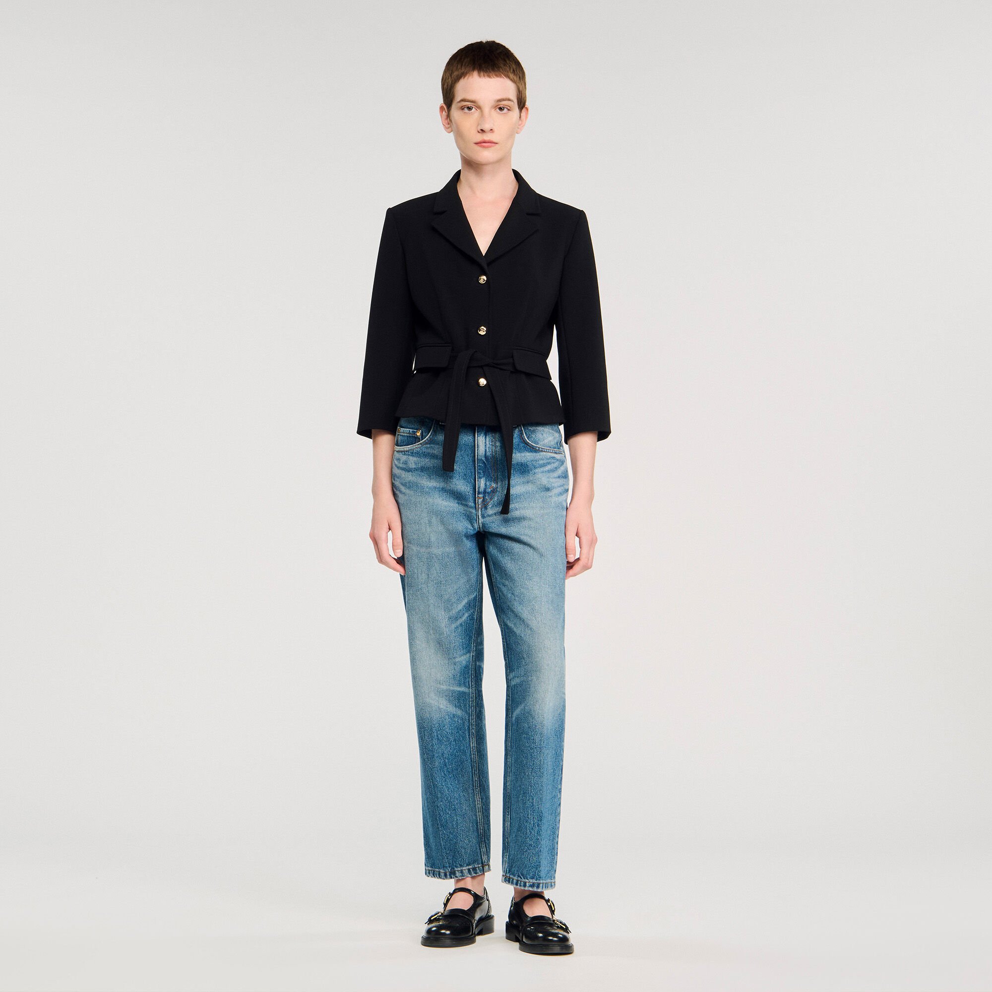 Short tailored jacket