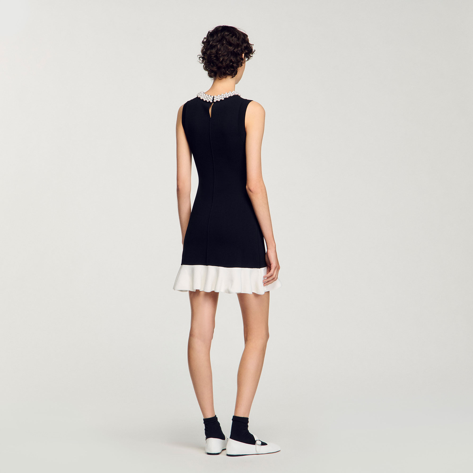 【海外限定】Sandroワンピース☆Ruffle-Hem Round-Neck Knitted Short knit dress with beaded neck black / gray For Women