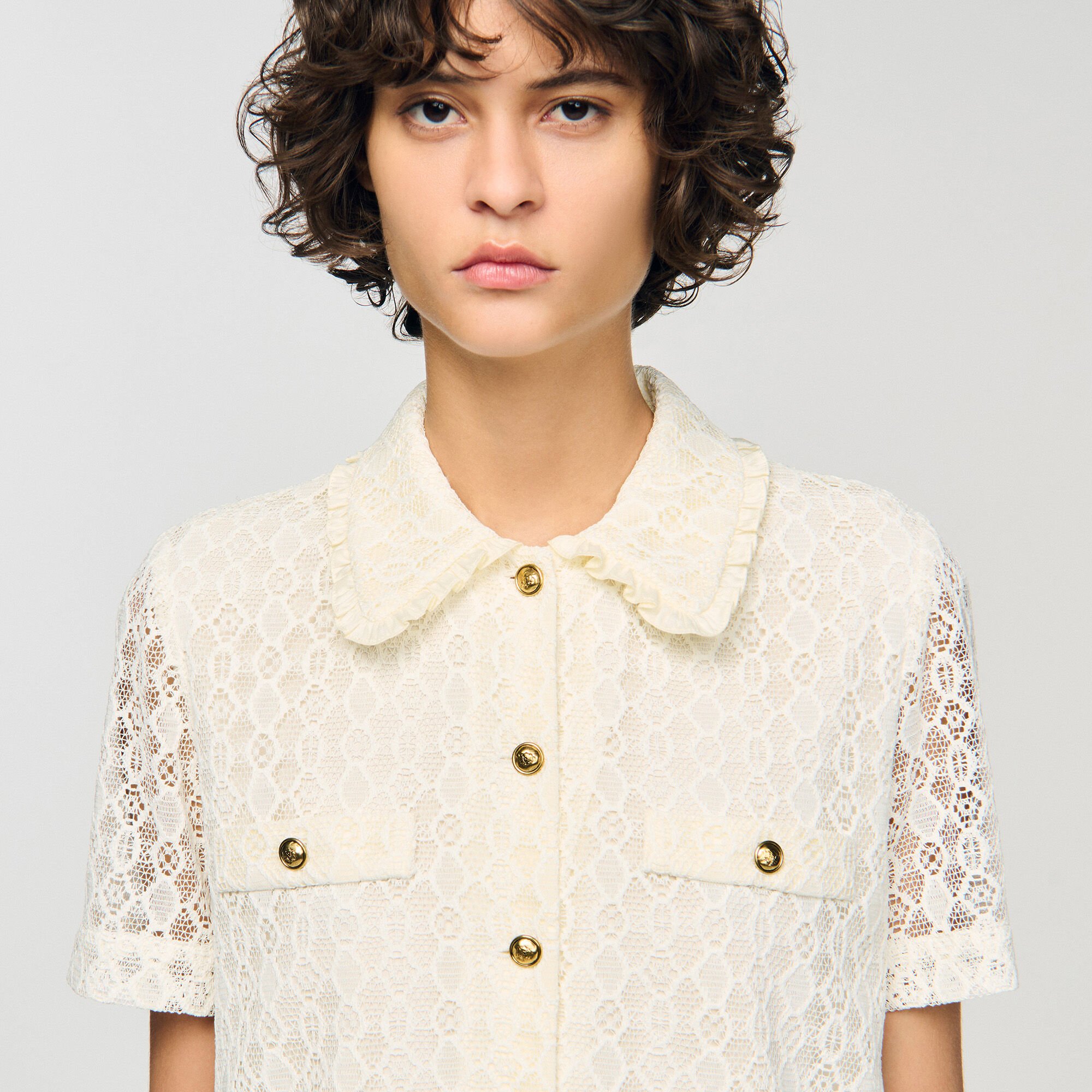 Short lace dress