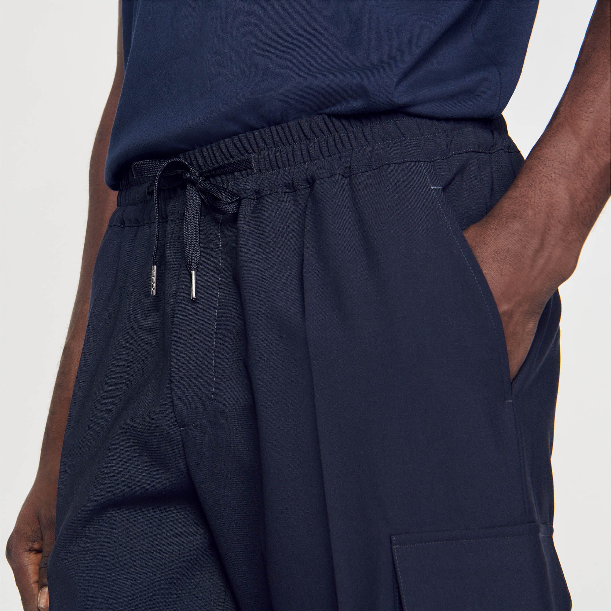 Elasticated cargo trousers