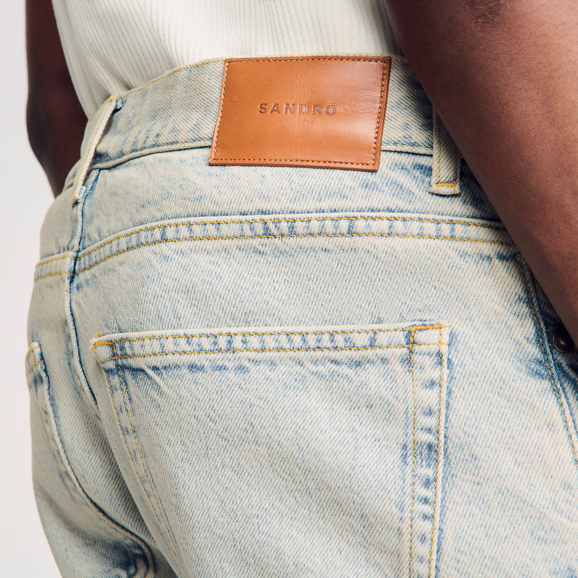 Regular faded jeans