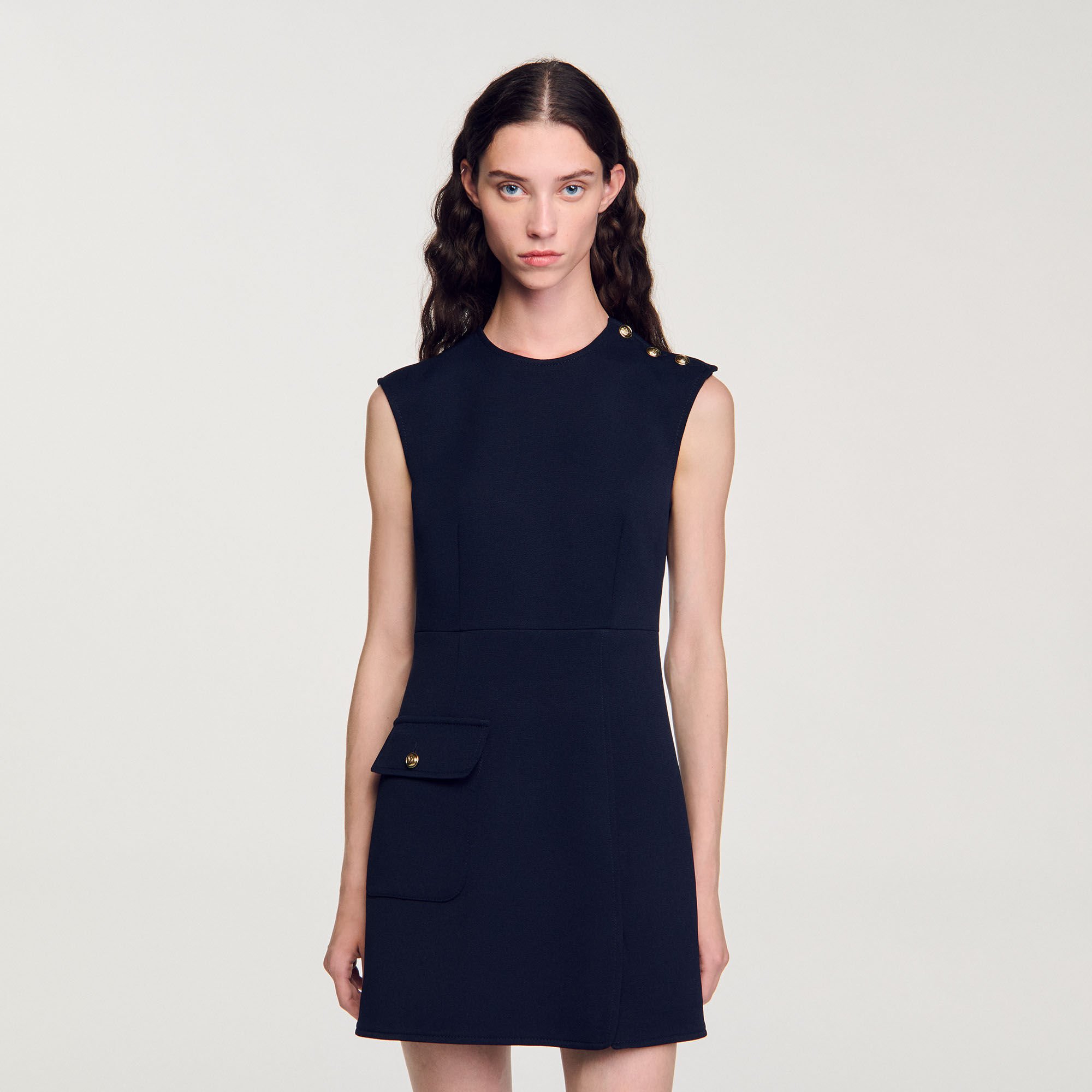 Short dress with buttons