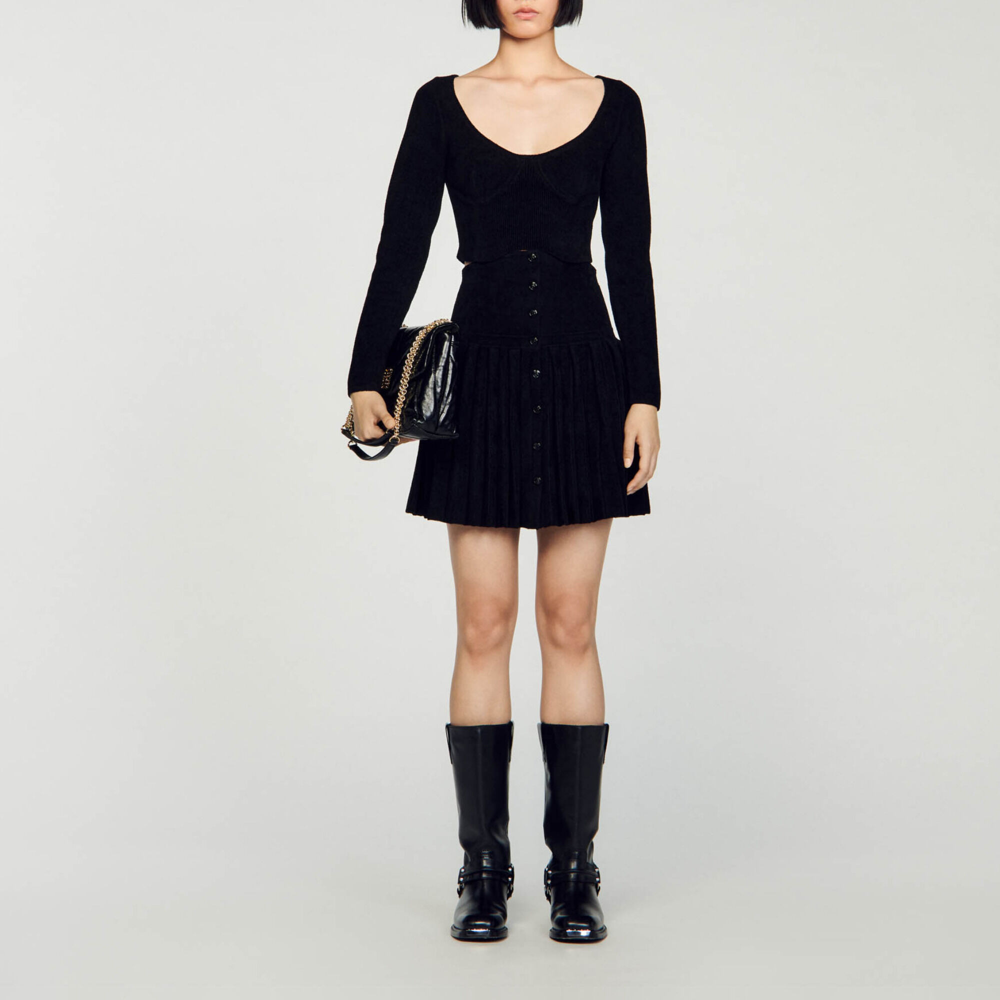 Short velvet knit jumper