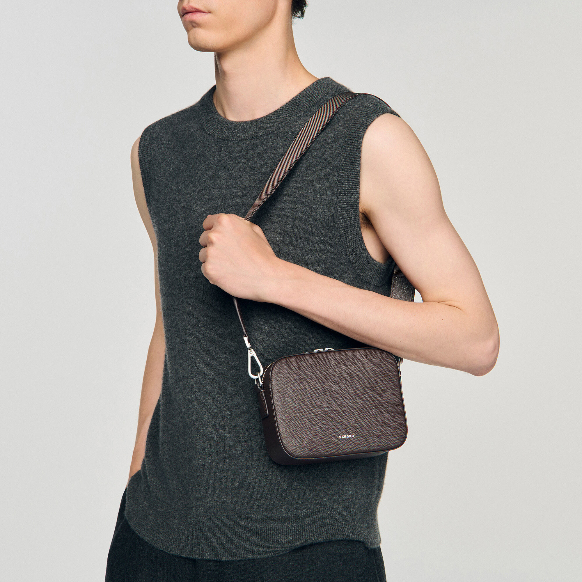 バーガンディ サンドロ Sandro Paris バッグ パリ Sandro Lou bag medium サンドロ サンドロパリ - メルカリ