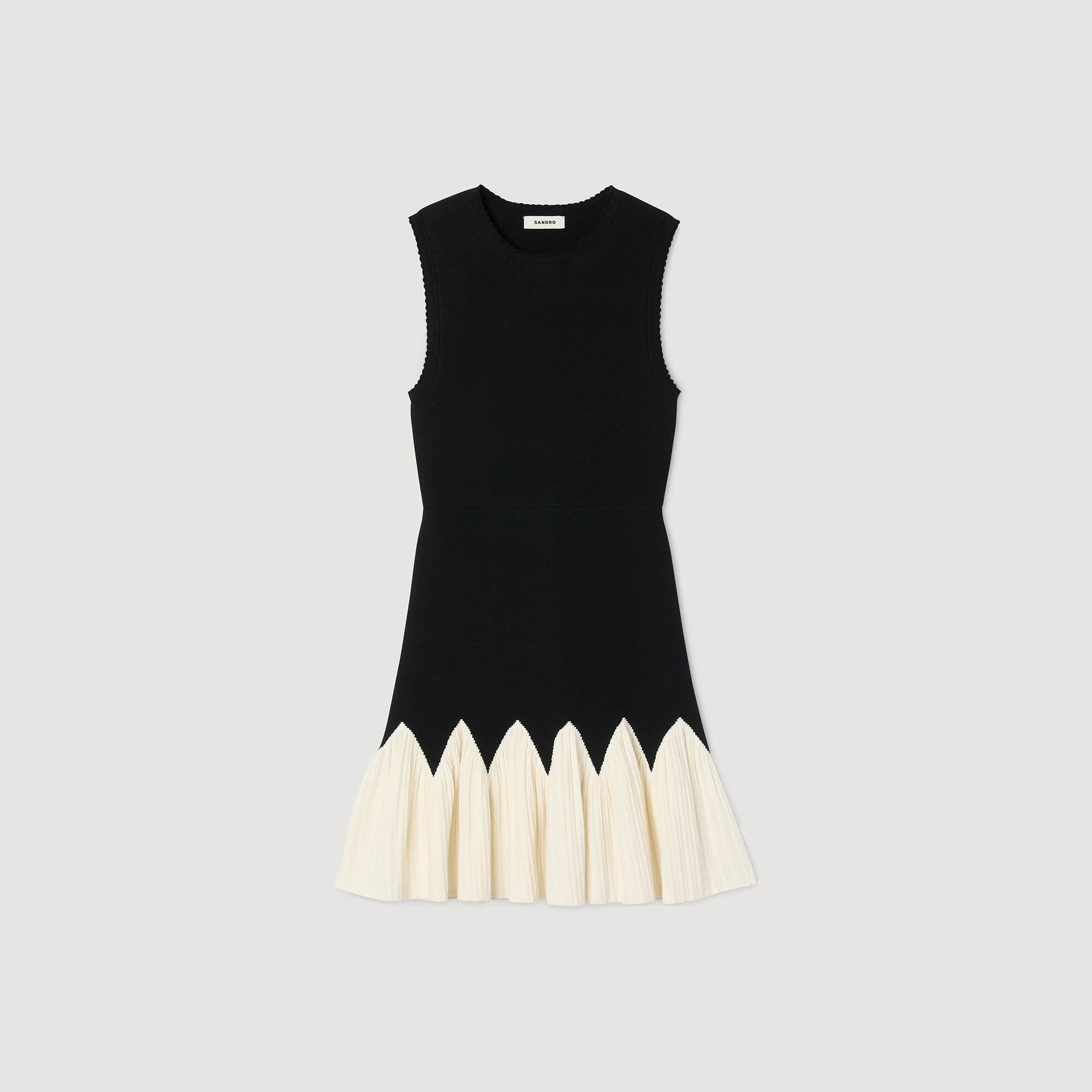Two-tone short knit dress