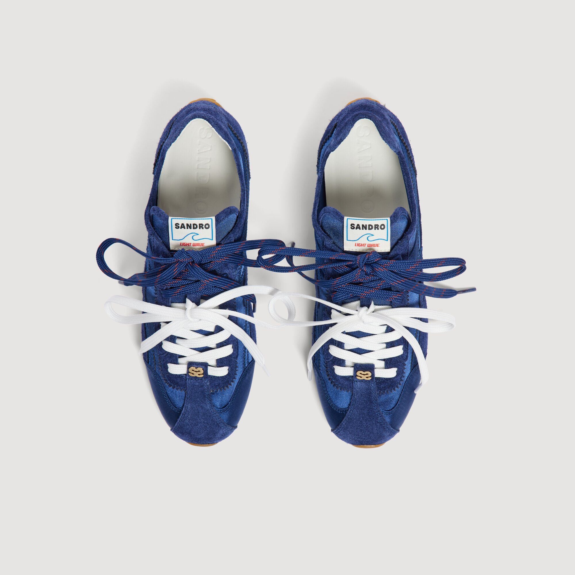 Mixed material Light Wave trainers