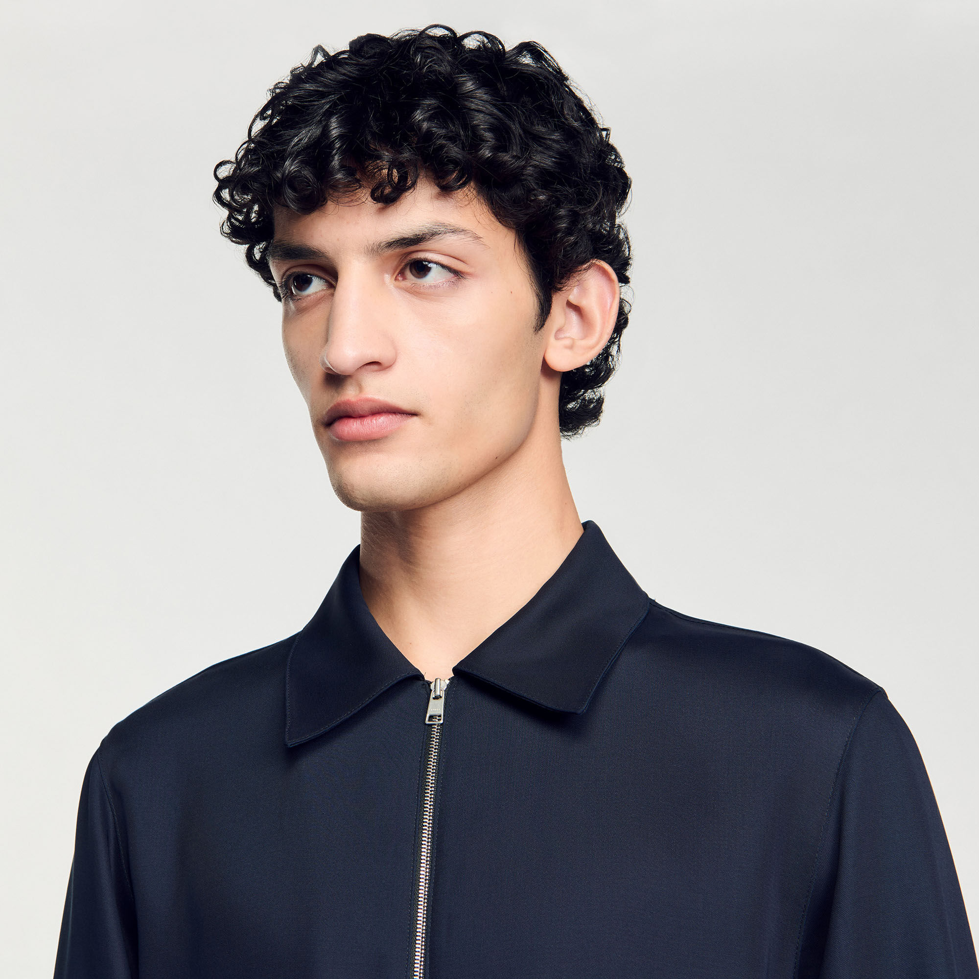 Zip-up shirt