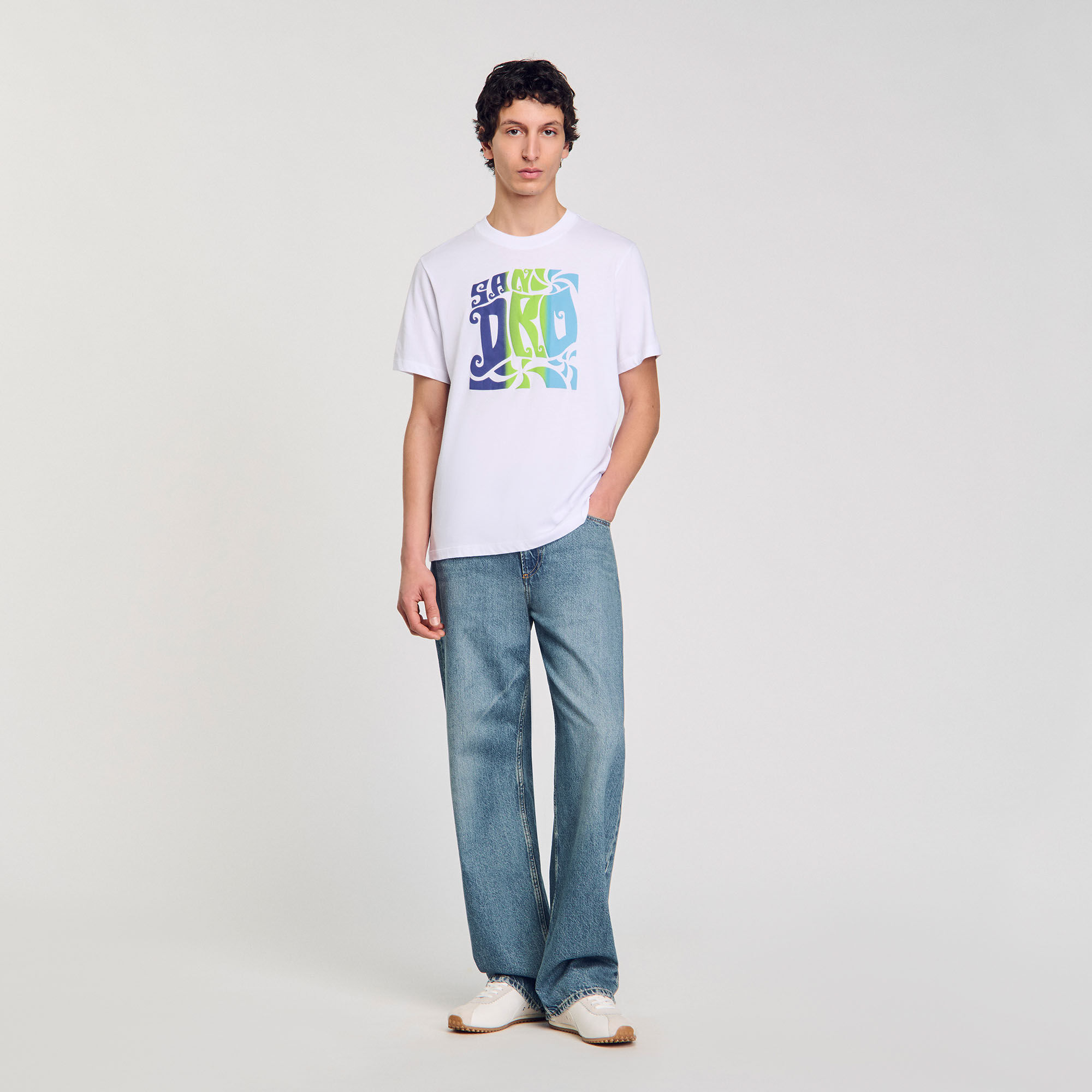 フランス発 Sandro 大人カジュアル ラインストーン襟 Tシャツ フランス発 Sandro 大人カジュアル ラインストーン襟 Tシャツ