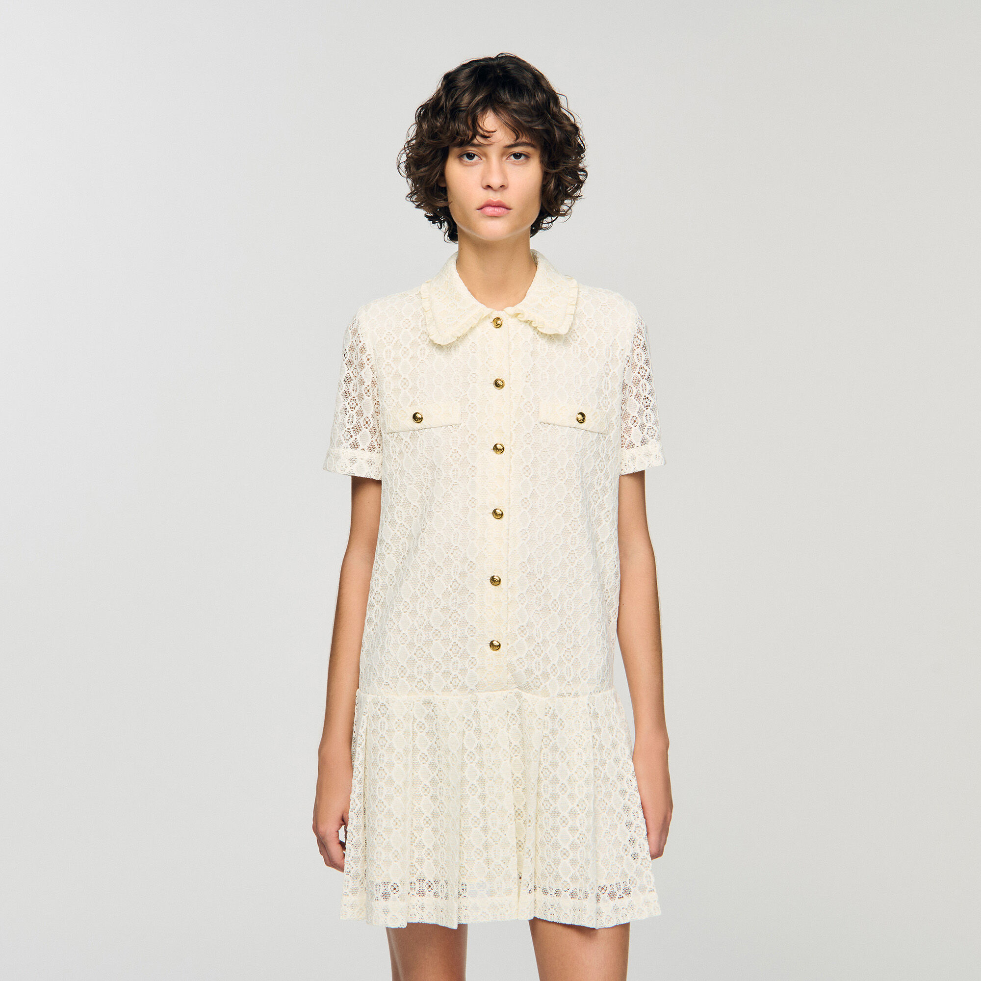 Short lace dress