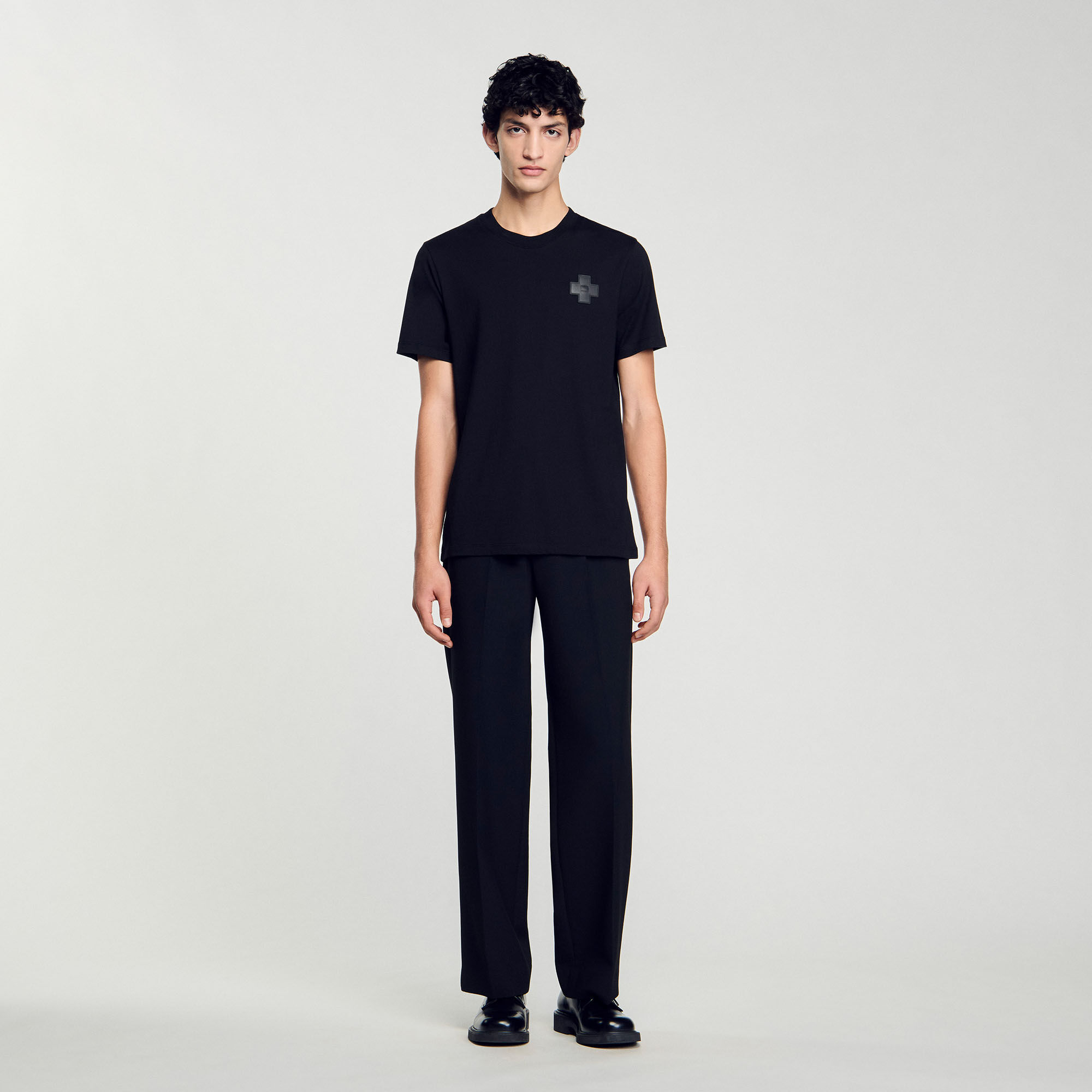 SANDRO 売れ筋商品|||サンドロ Tシャツ トップス レディース Tops Black SANDRO crystal-embellished T-shirt | Black | FARFETCH