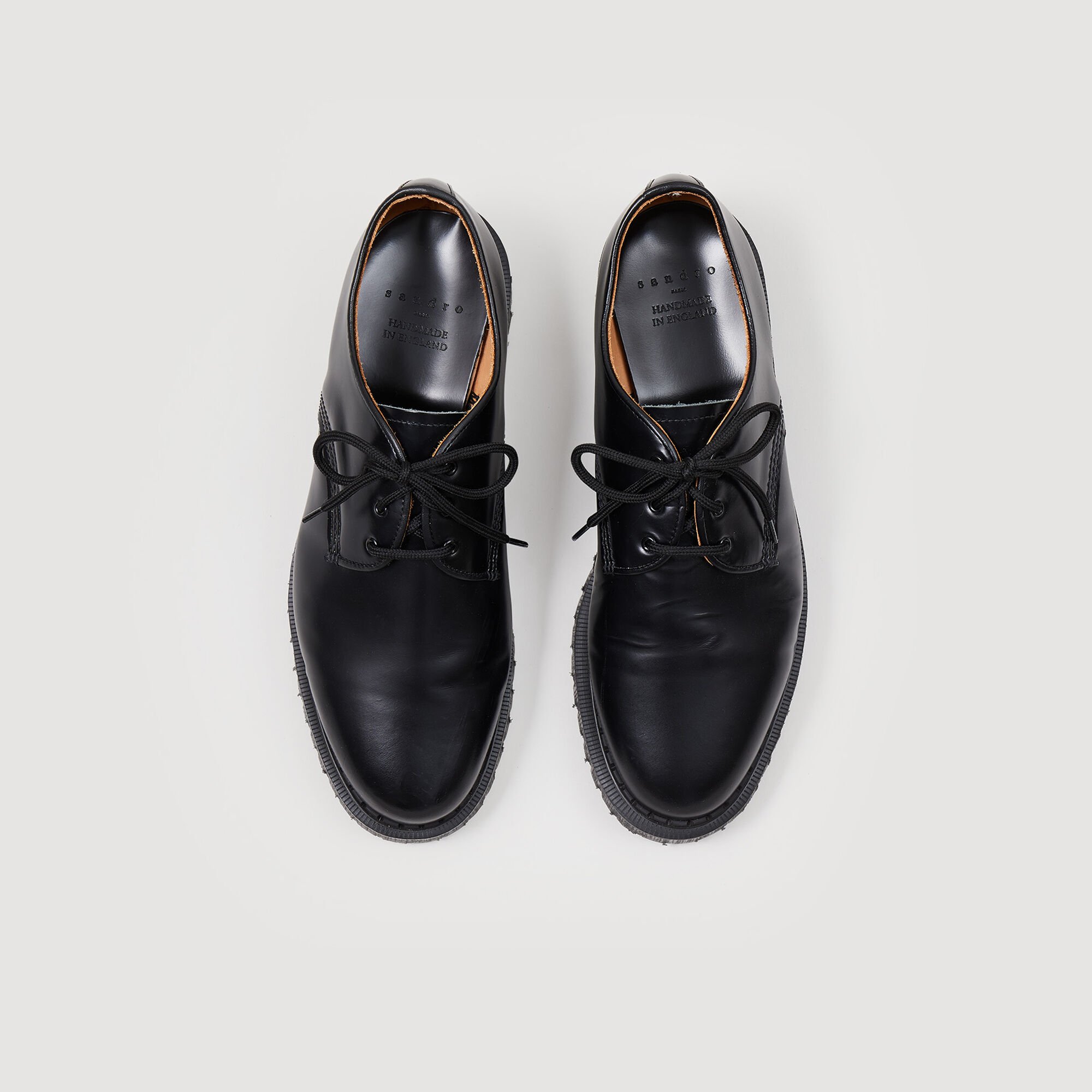 Derby shoe with studs