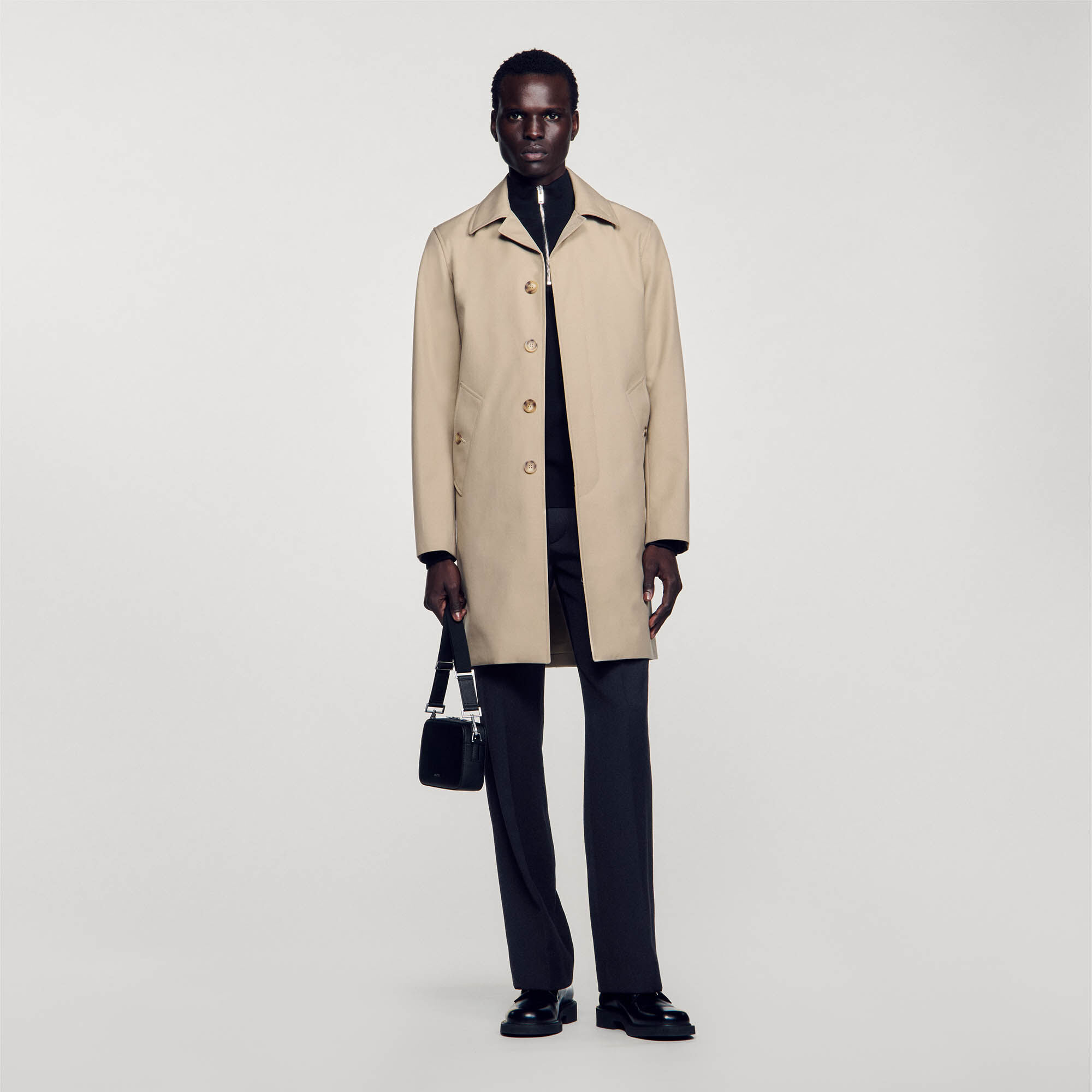 Straight-cut waterproof jacket